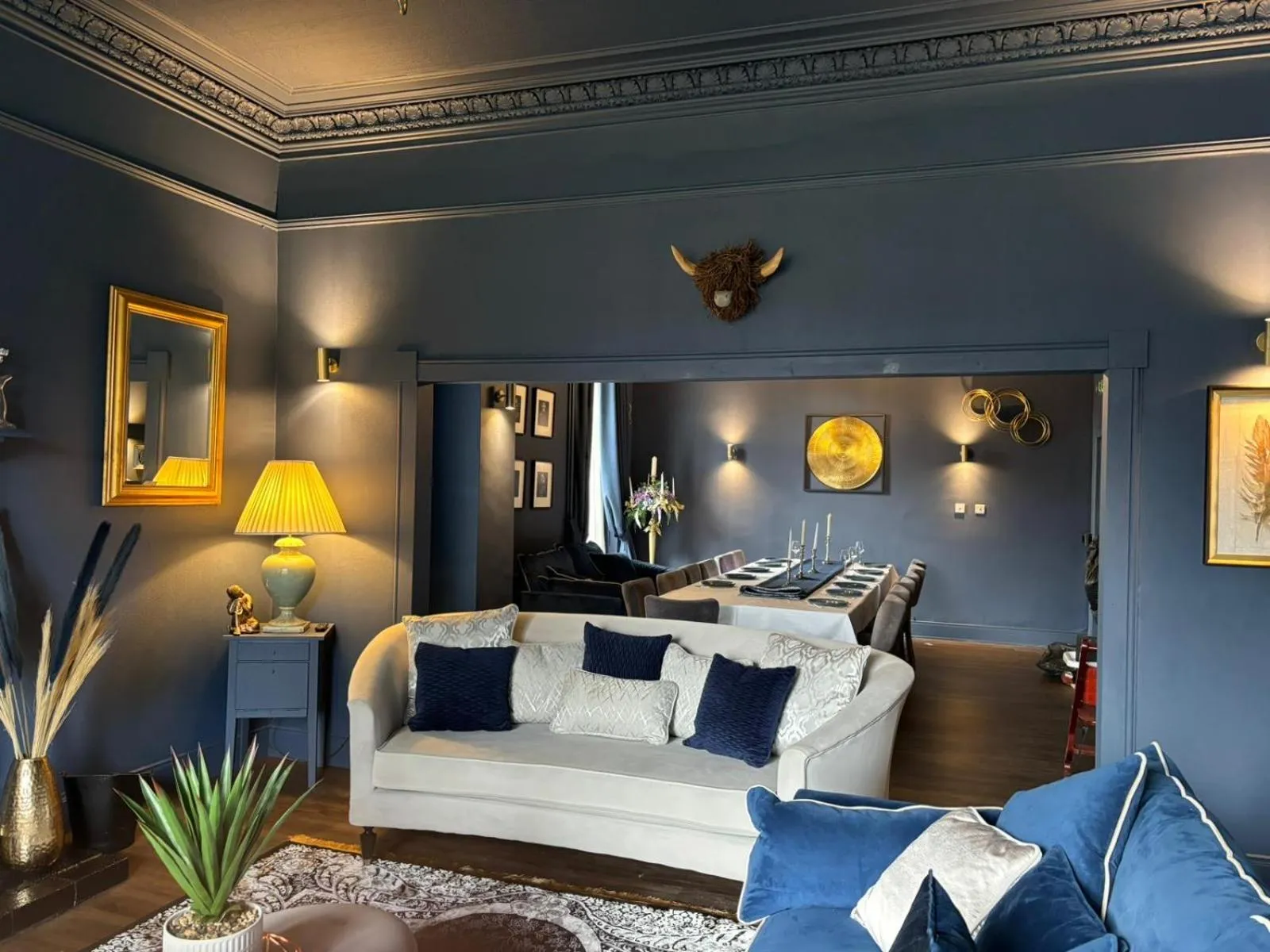 Bed in McInnes House rooms with breakfast