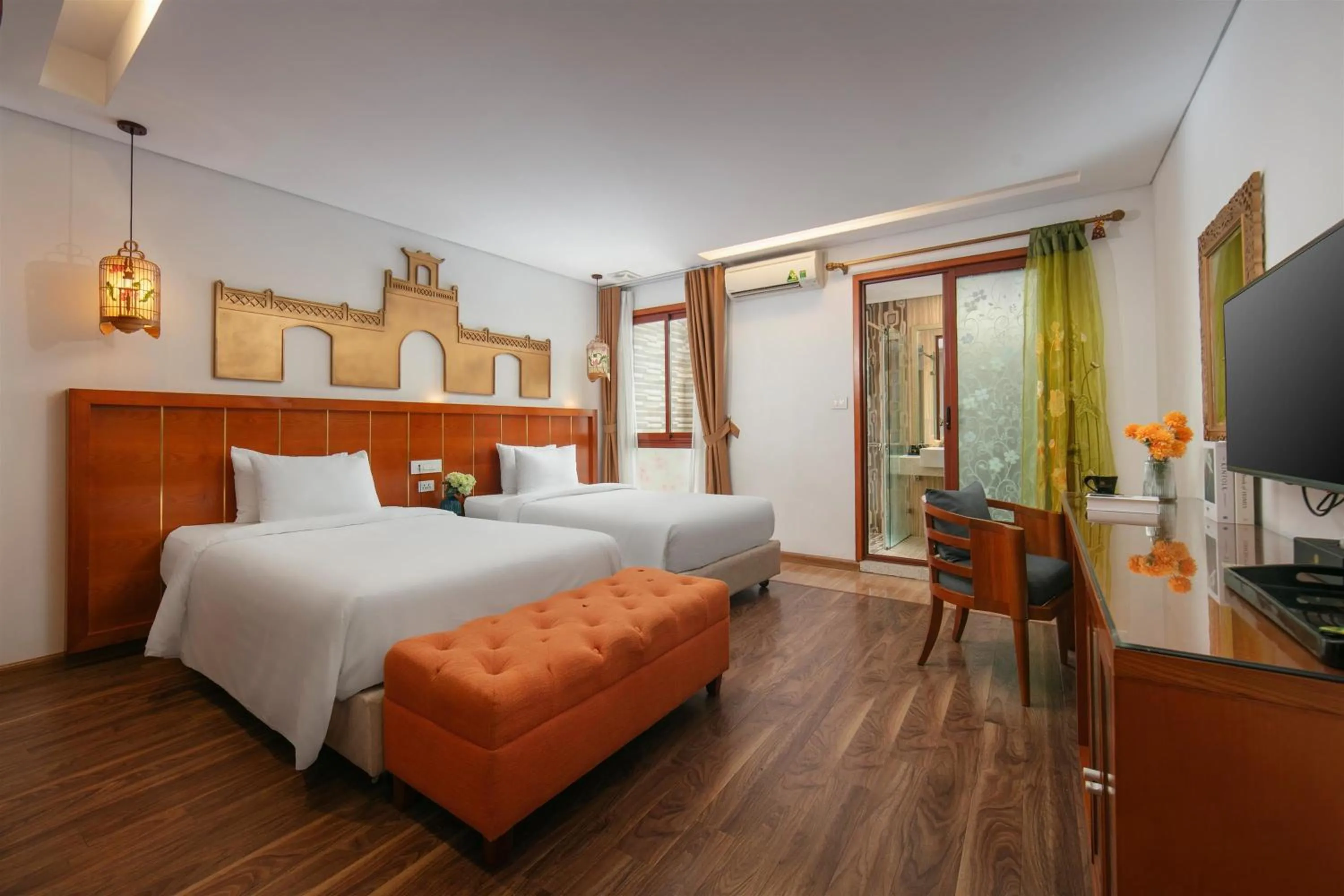 Bedroom, Bed in Hanoi Golden Holiday Hotel