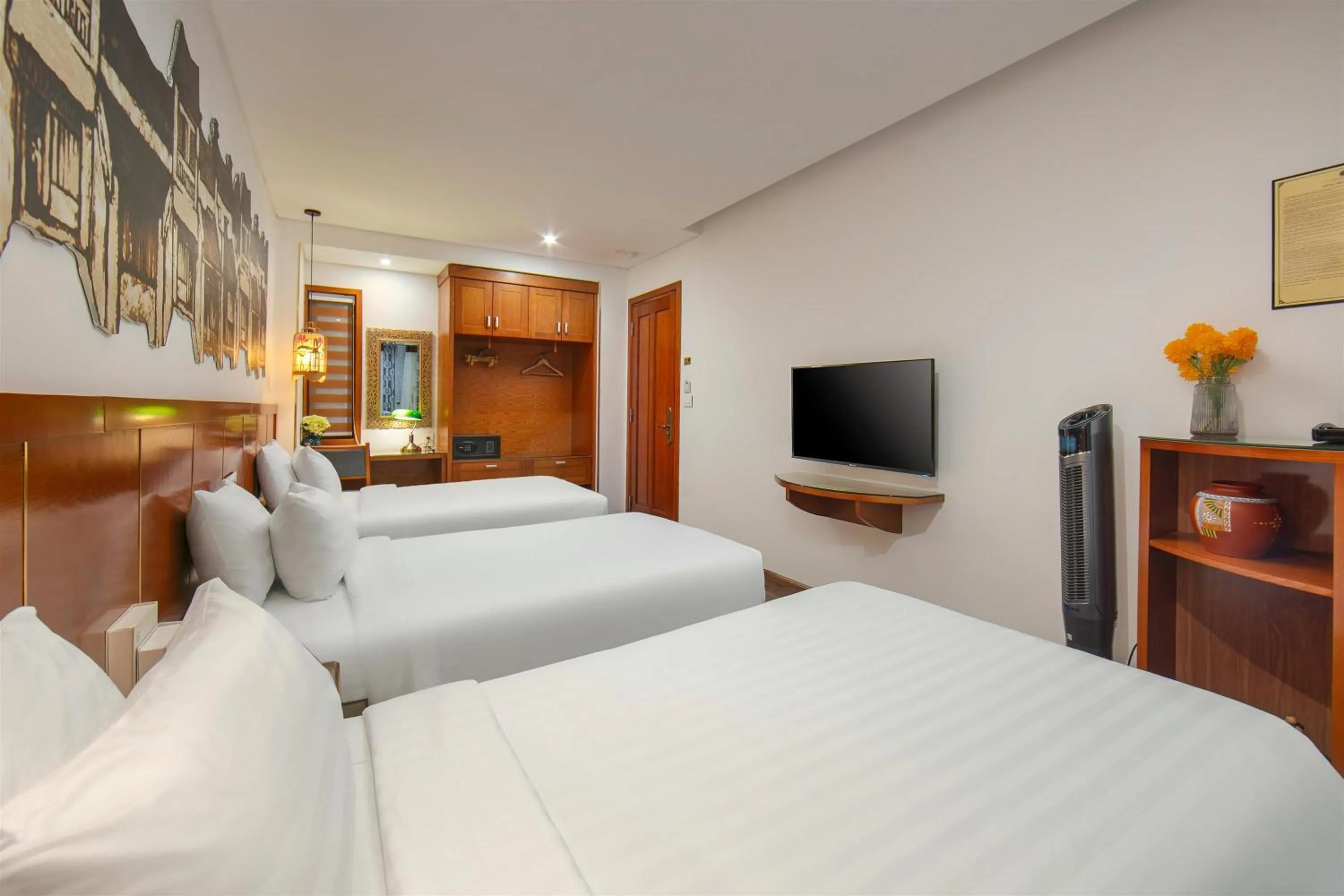 Bed in Hanoi Golden Holiday Hotel