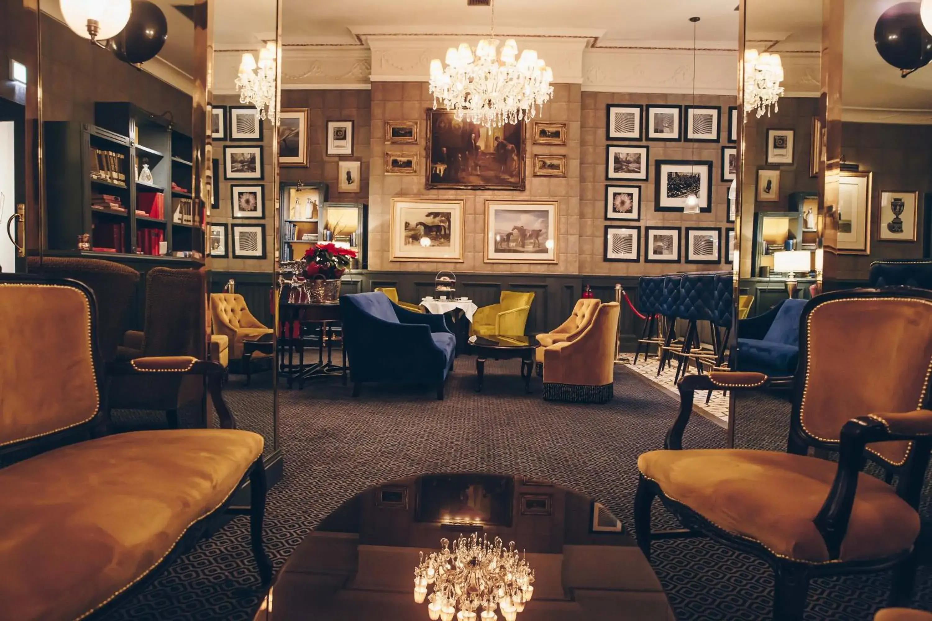 Lounge or bar in Fitzpatrick Castle Hotel Lounge or bar in Fitzpatrick Castle Hotel