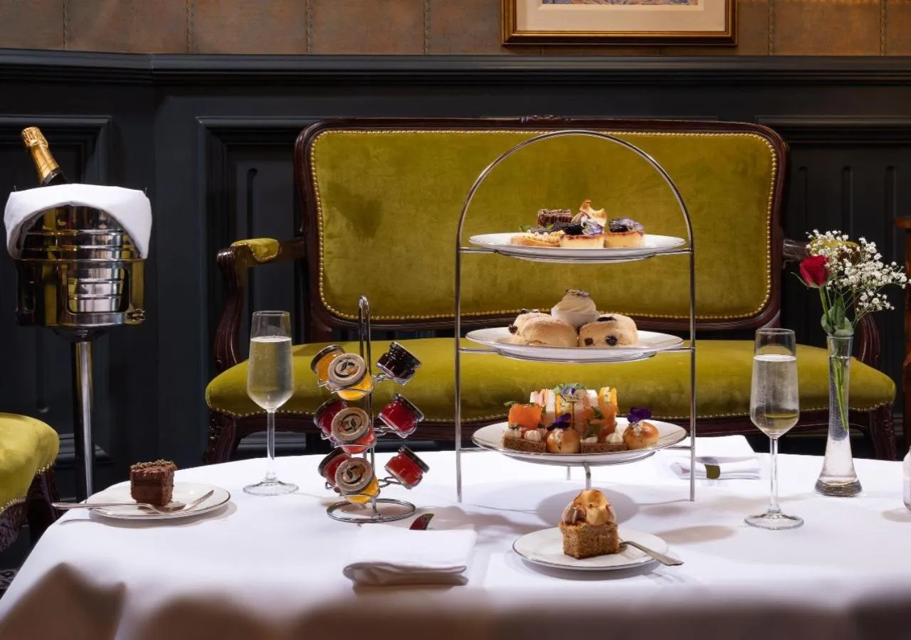 Food and drinks in Fitzpatrick Castle Hotel