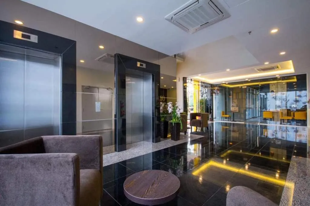 Lobby or reception in OMG Hotel