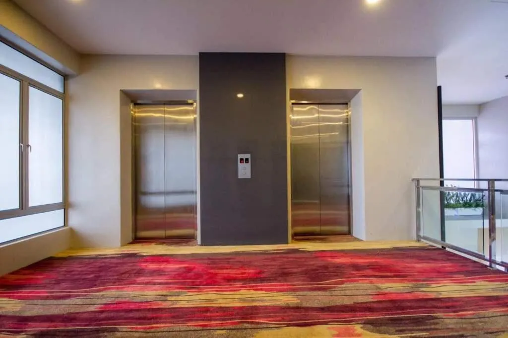 acessibility, Bed in OMG Hotel