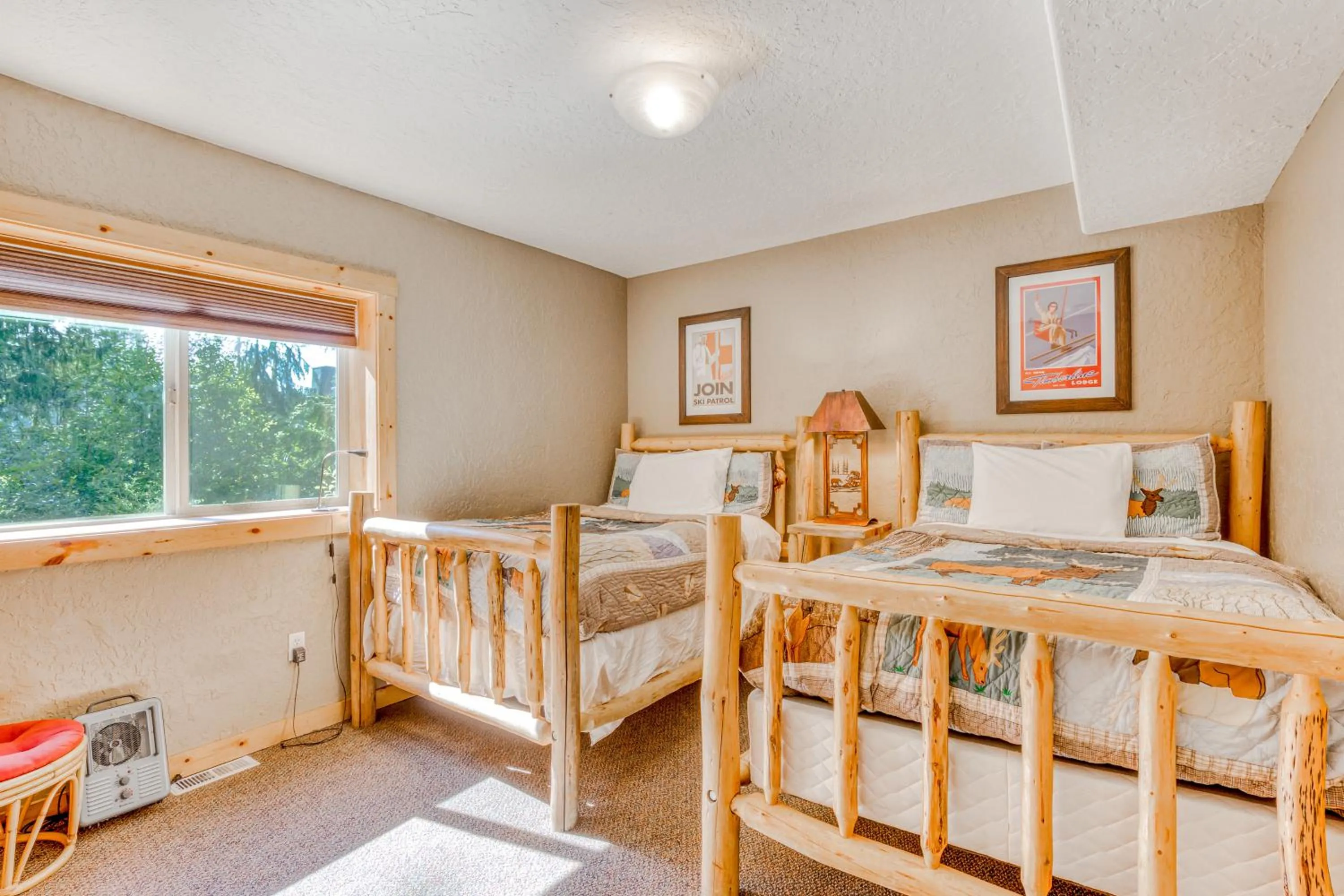 Bed in Skiing Bear Chalet