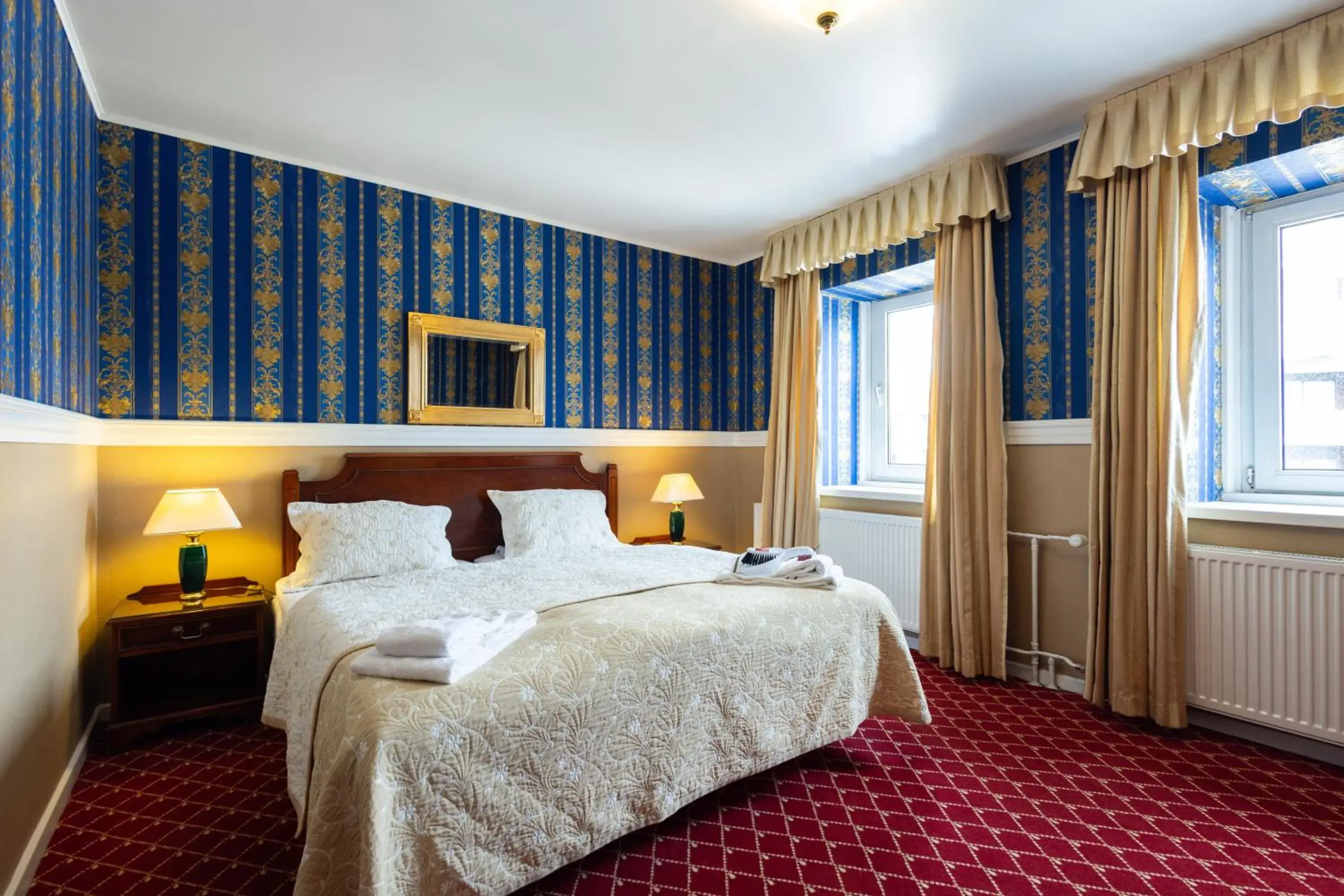 Bedroom, Bed in Milling Hotel Plaza Bedroom, Bed in Milling Hotel Plaza