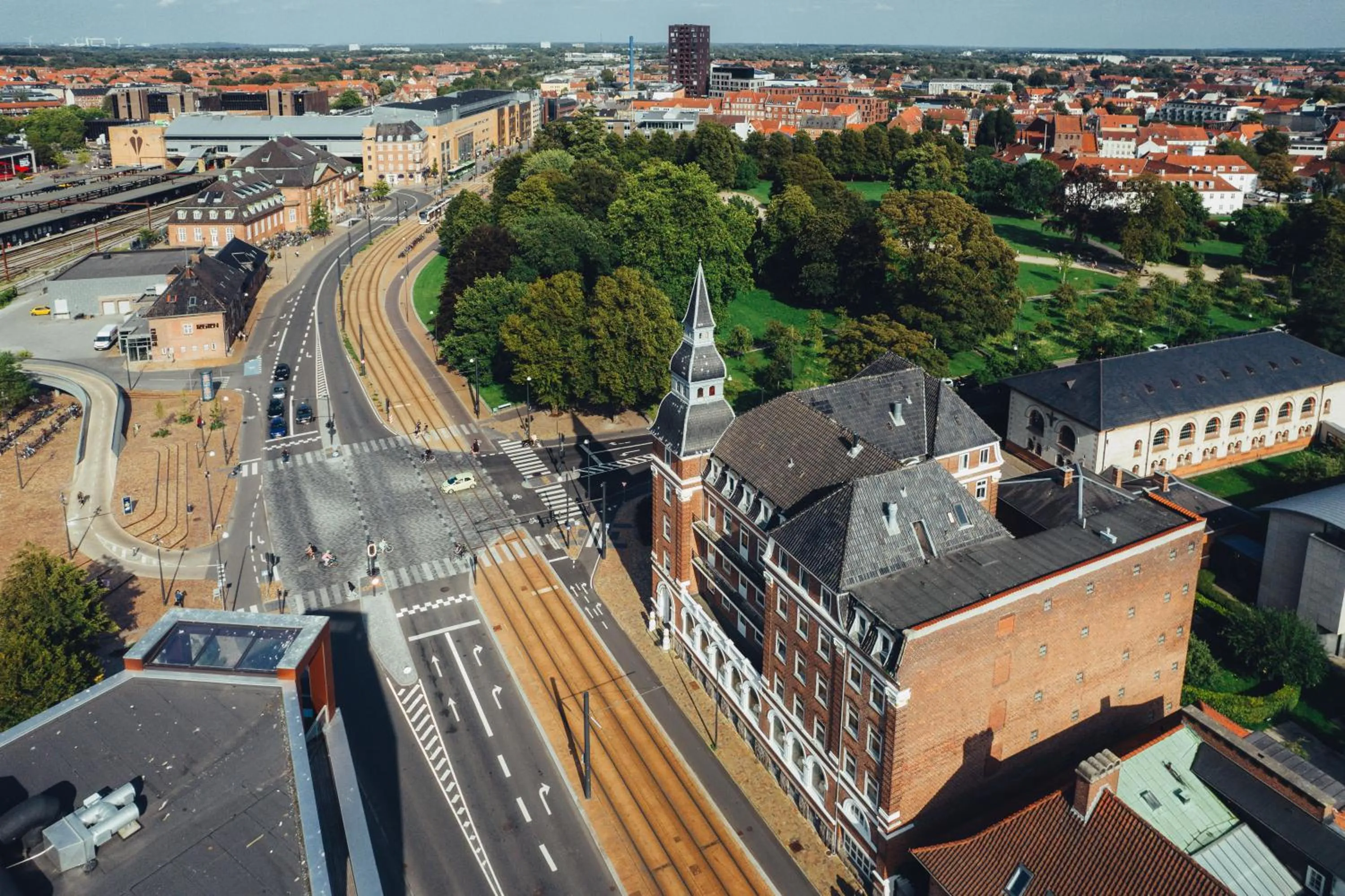 Property building in Milling Hotel Plaza