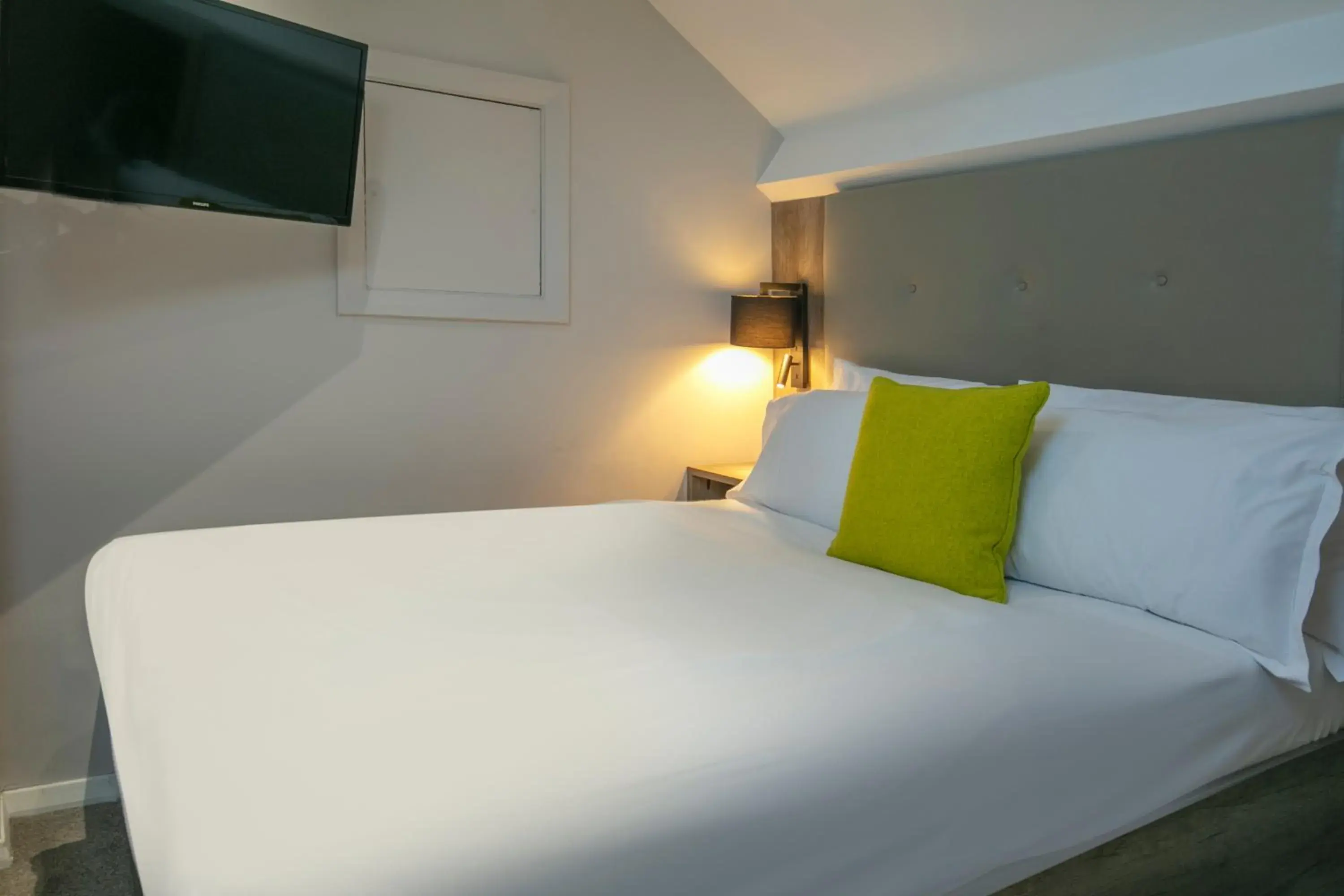 Bedroom, Bed in Crabwall Manor & Spa - BW Signature Collection Bedroom, Bed in Crabwall Manor & Spa - BW Signature Collection