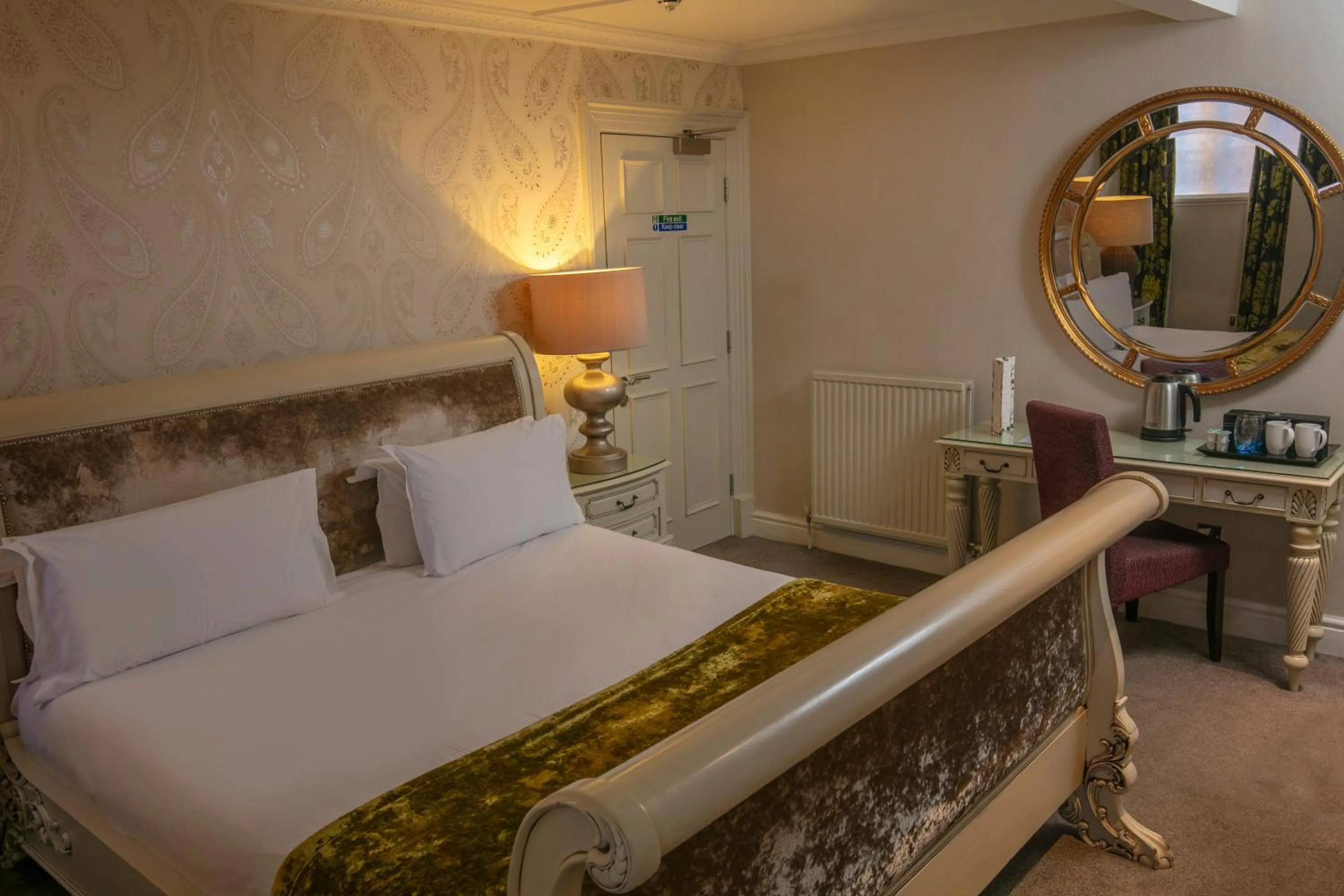 Bedroom, Bed in Crabwall Manor & Spa - BW Signature Collection