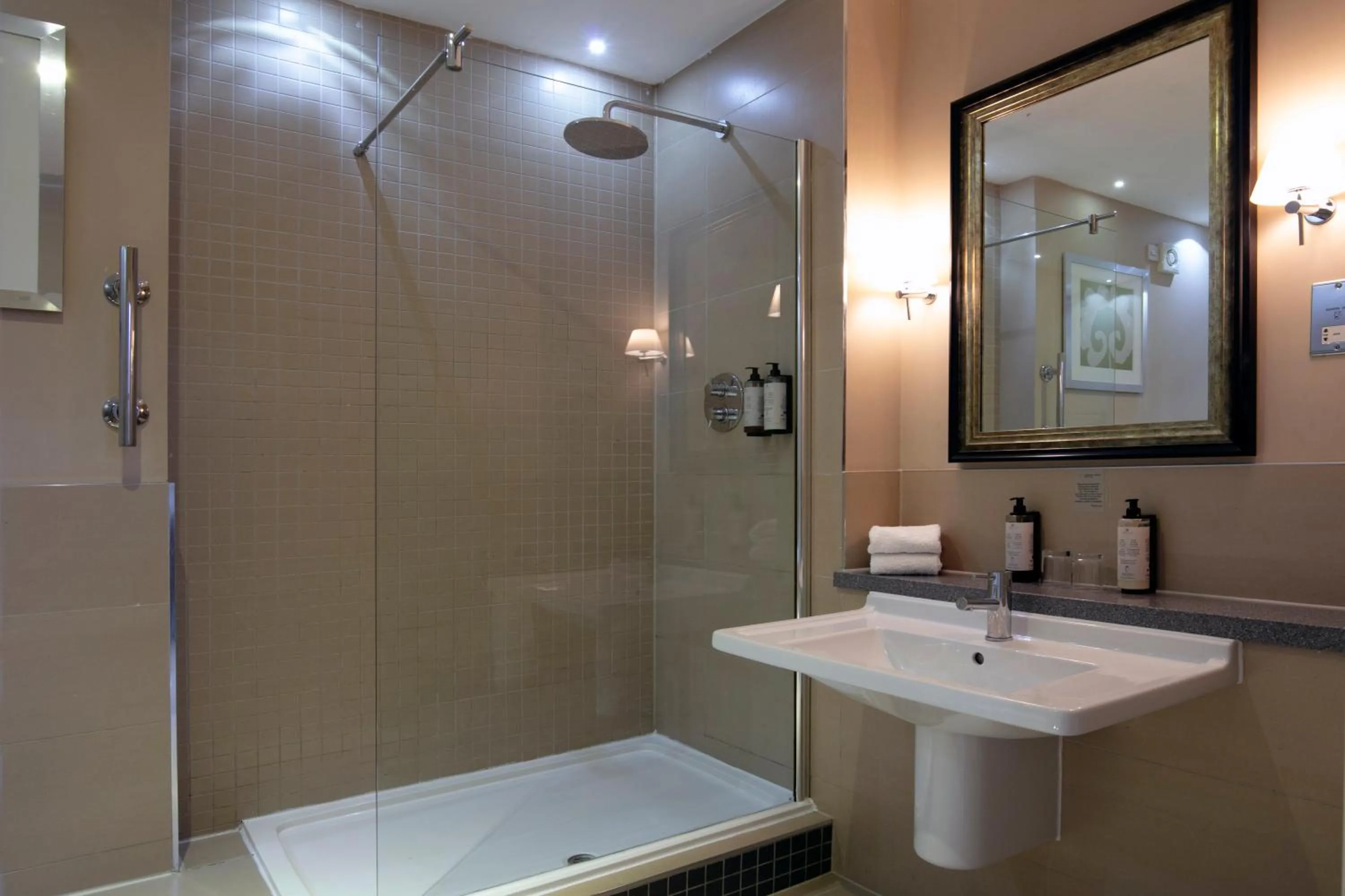 Bathroom in Crabwall Manor & Spa - BW Signature Collection