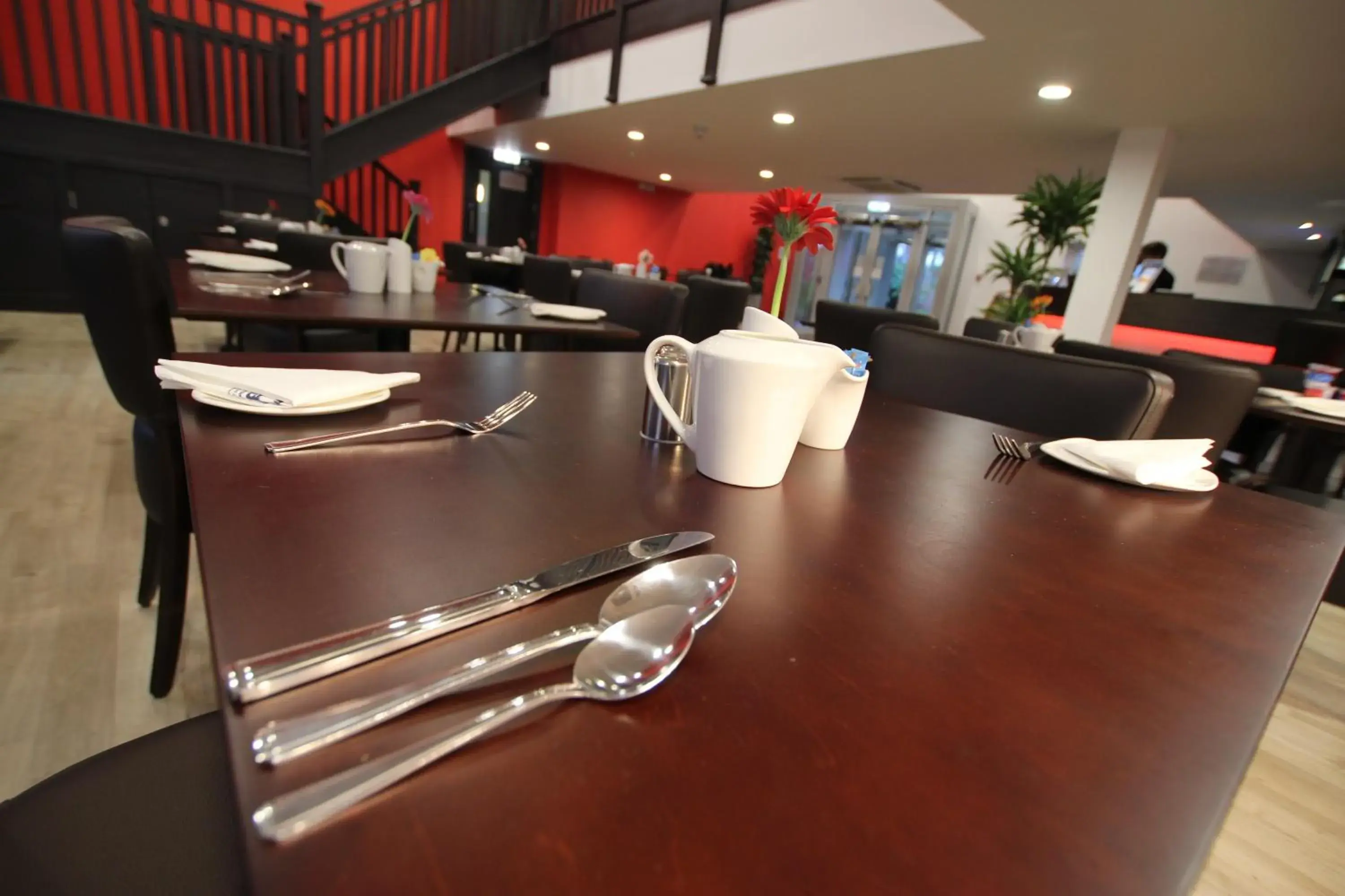 Restaurant/places to eat in Ramada Oxford Restaurant/places to eat in Ramada Oxford