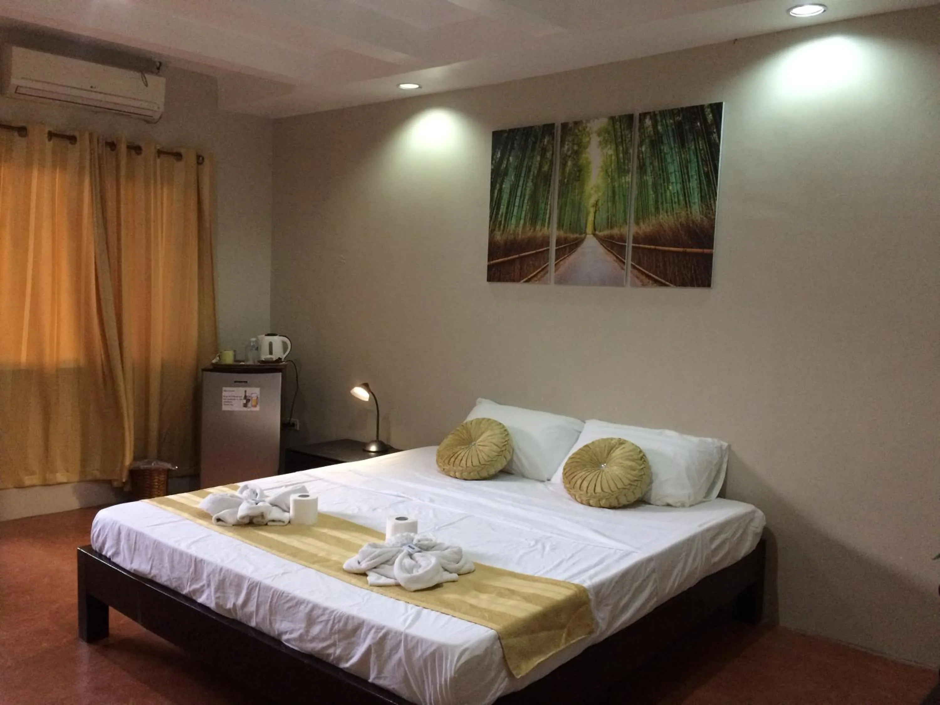 Bed in Mañana Hotel