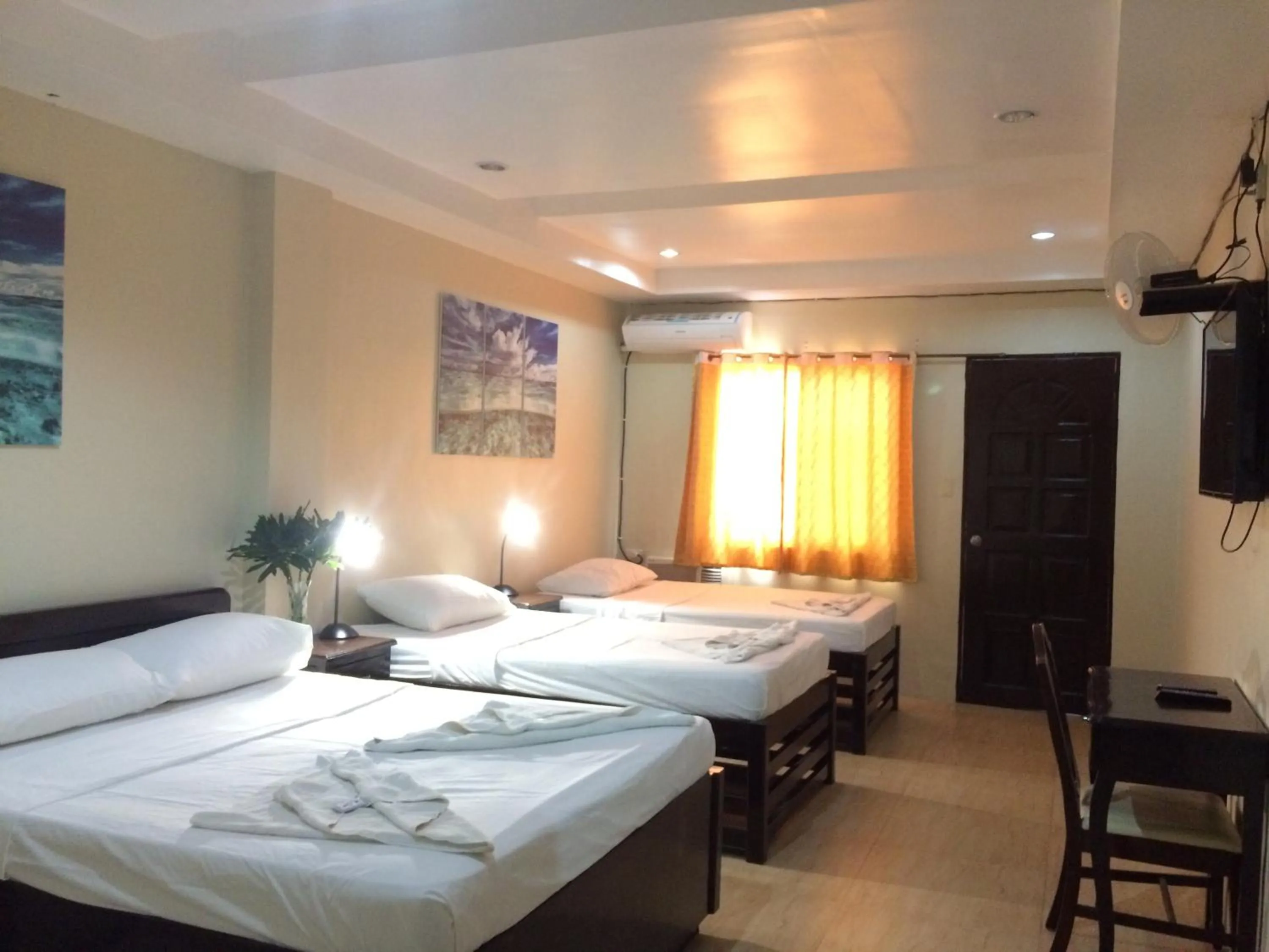Bed in Mañana Hotel
