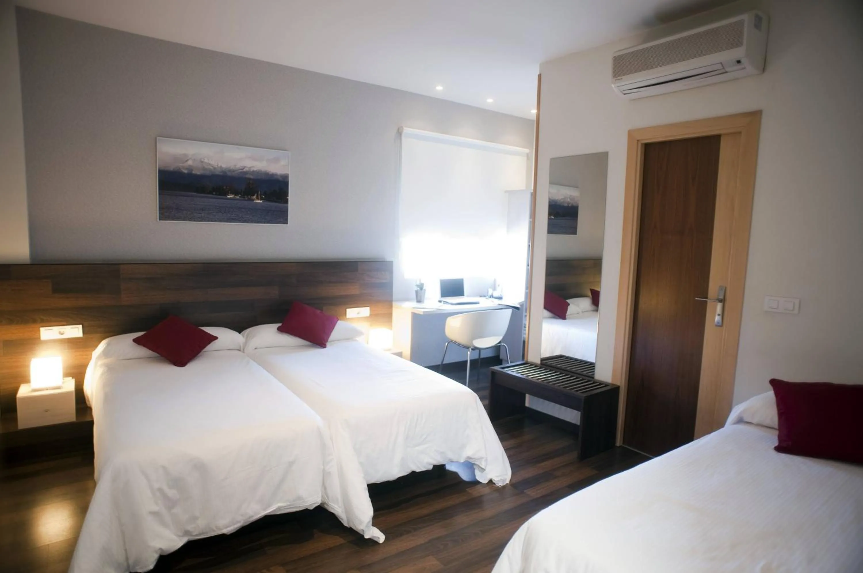 Triple Room in Hotel Beasain