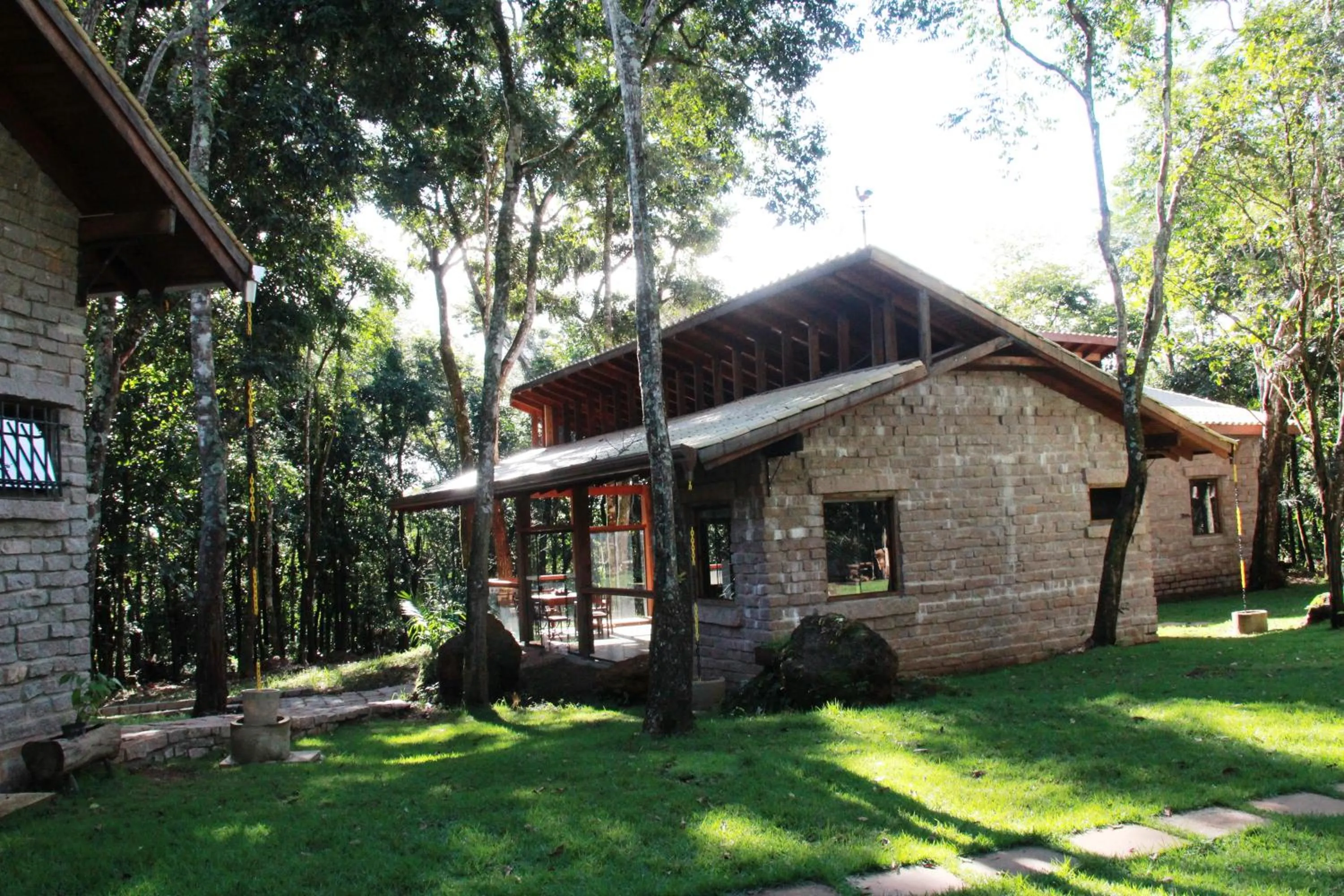 Property building in Bosque São Francisco