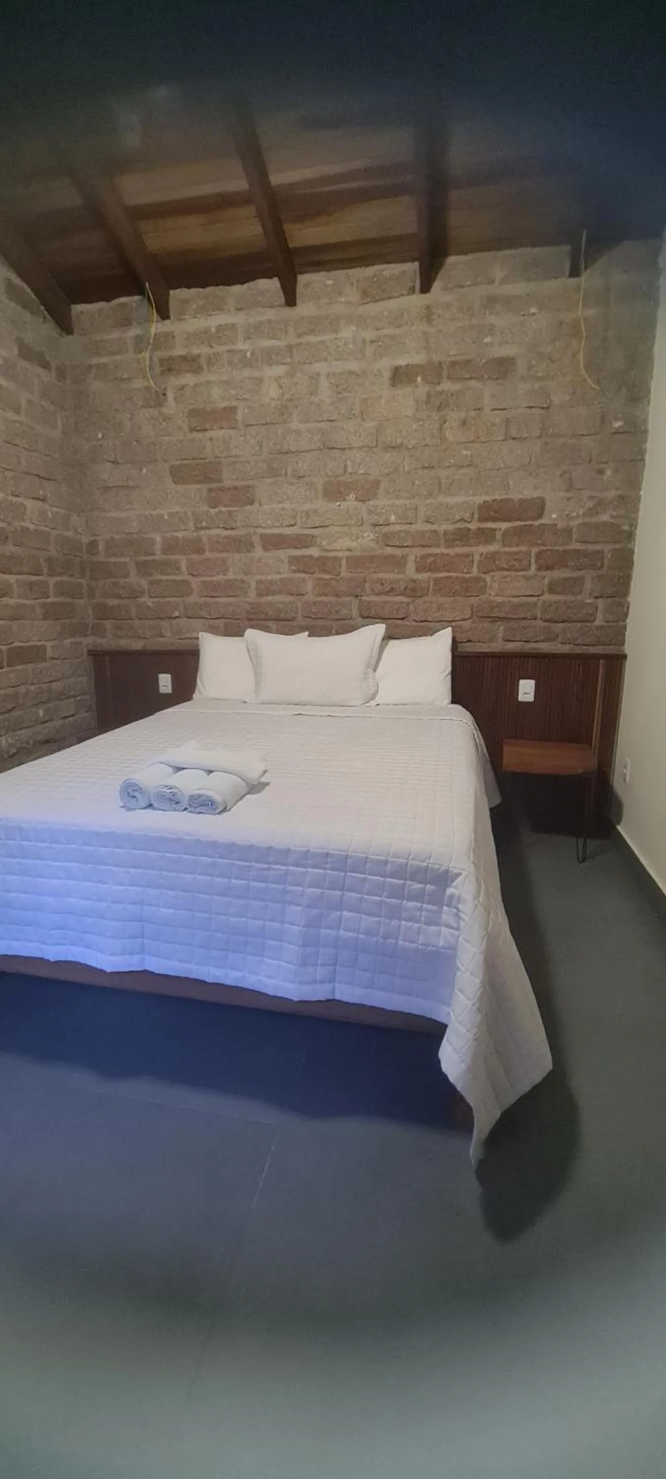 Photo of the whole room, Bed in Bosque São Francisco