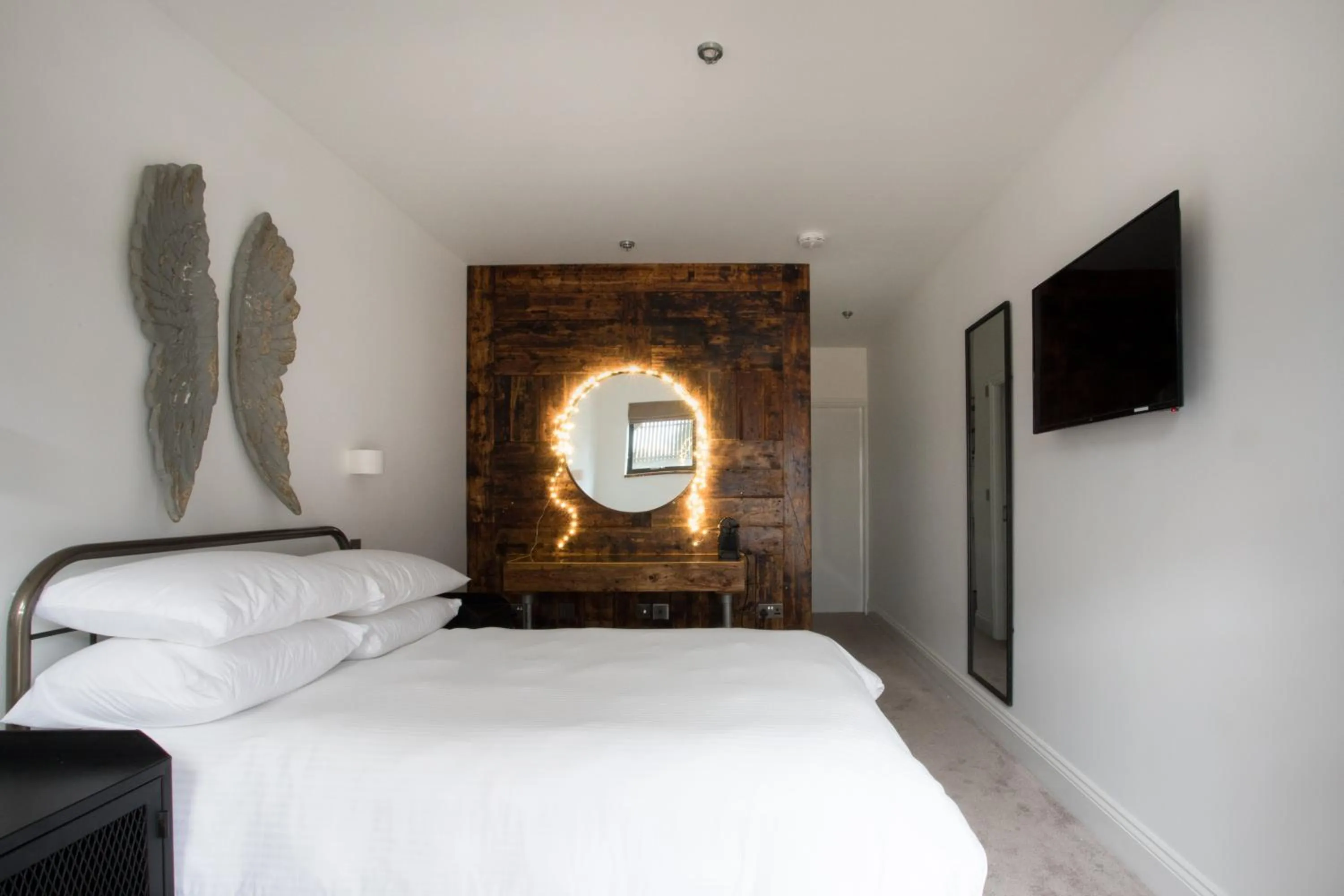 Bed in Owen House Farm