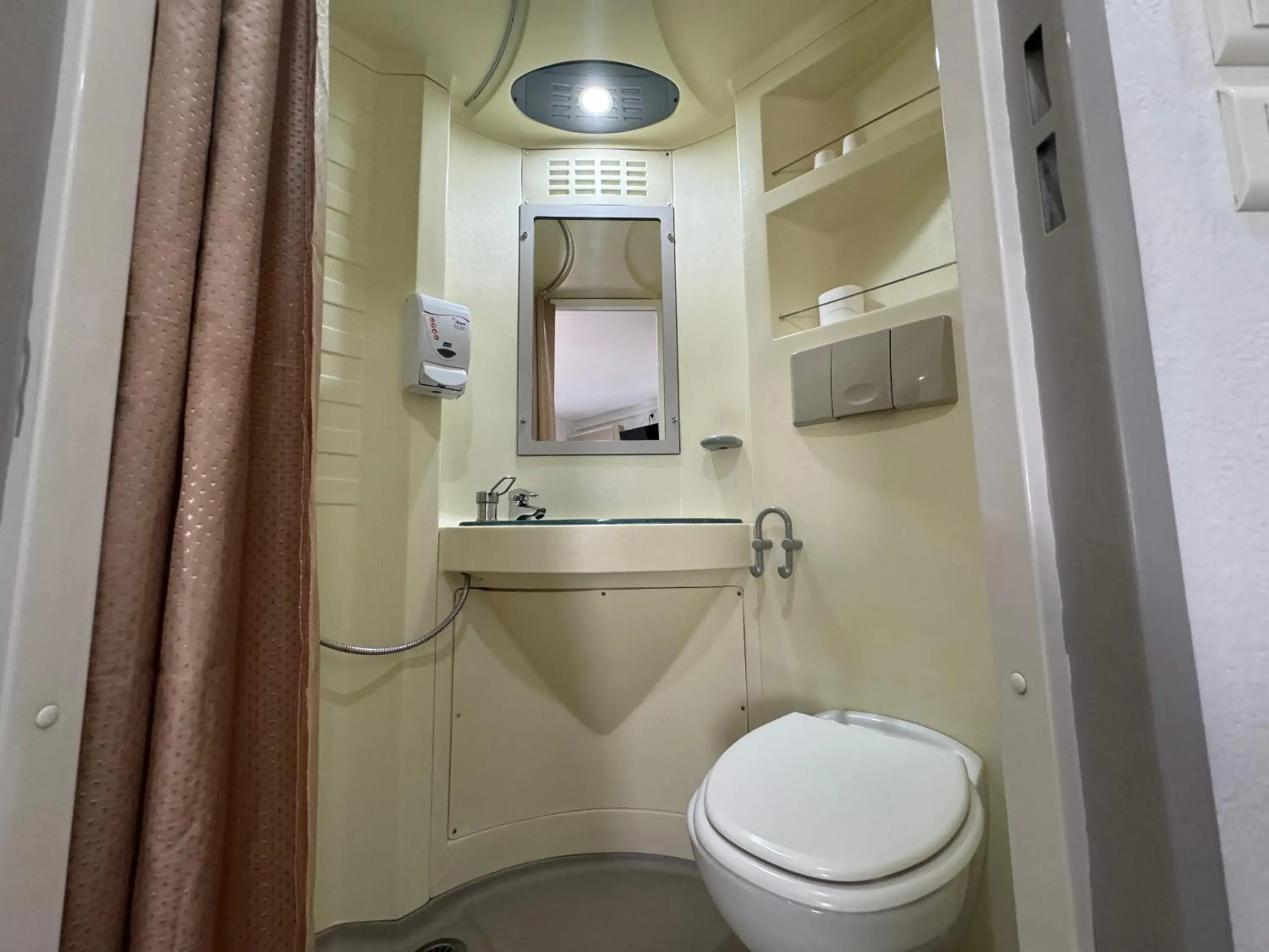 Twin Room in Fasthotel Avignon Nord Le Pontet Twin Room in Fasthotel Avignon Nord Le Pontet