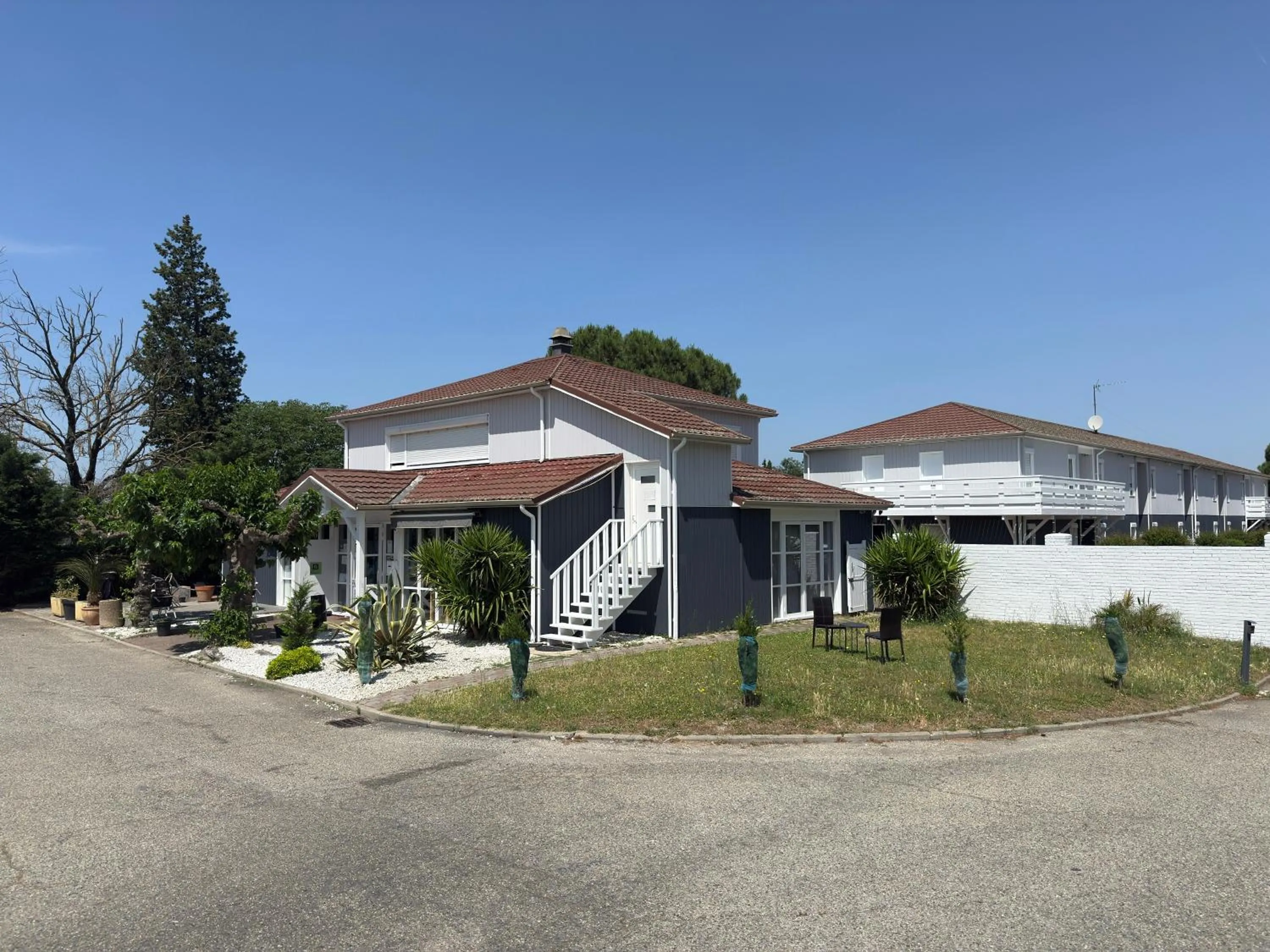 Property building in Fasthotel Avignon Nord Le Pontet