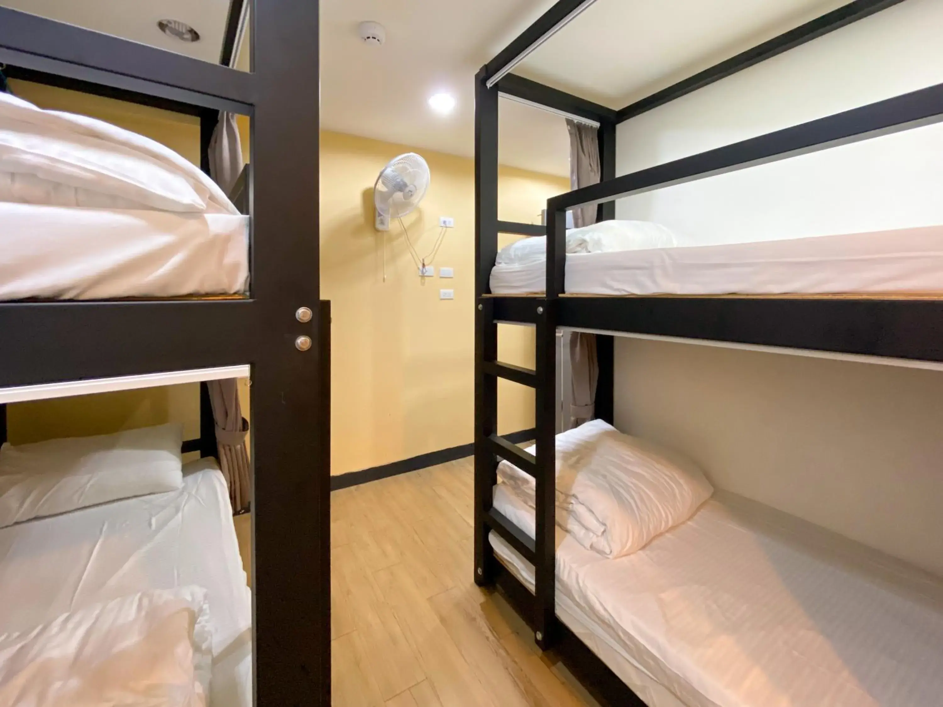 bunk bed, Bed in 淡水民宿-台北Yes Hotel bunk bed, Bed in 淡水民宿-台北Yes Hotel