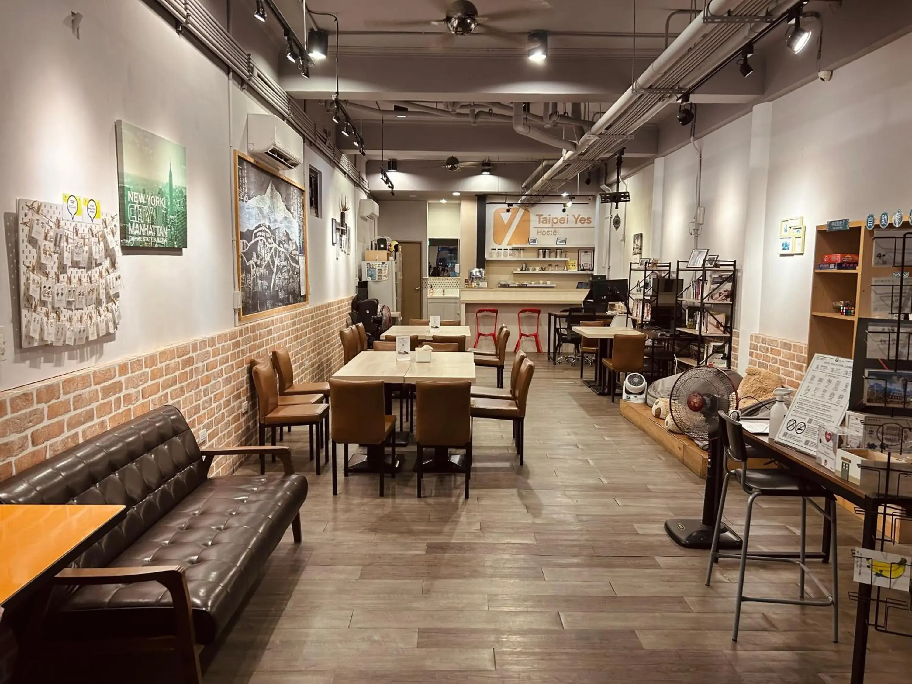 Restaurant/places to eat in 淡水民宿-台北Yes Hotel Restaurant/places to eat in 淡水民宿-台北Yes Hotel