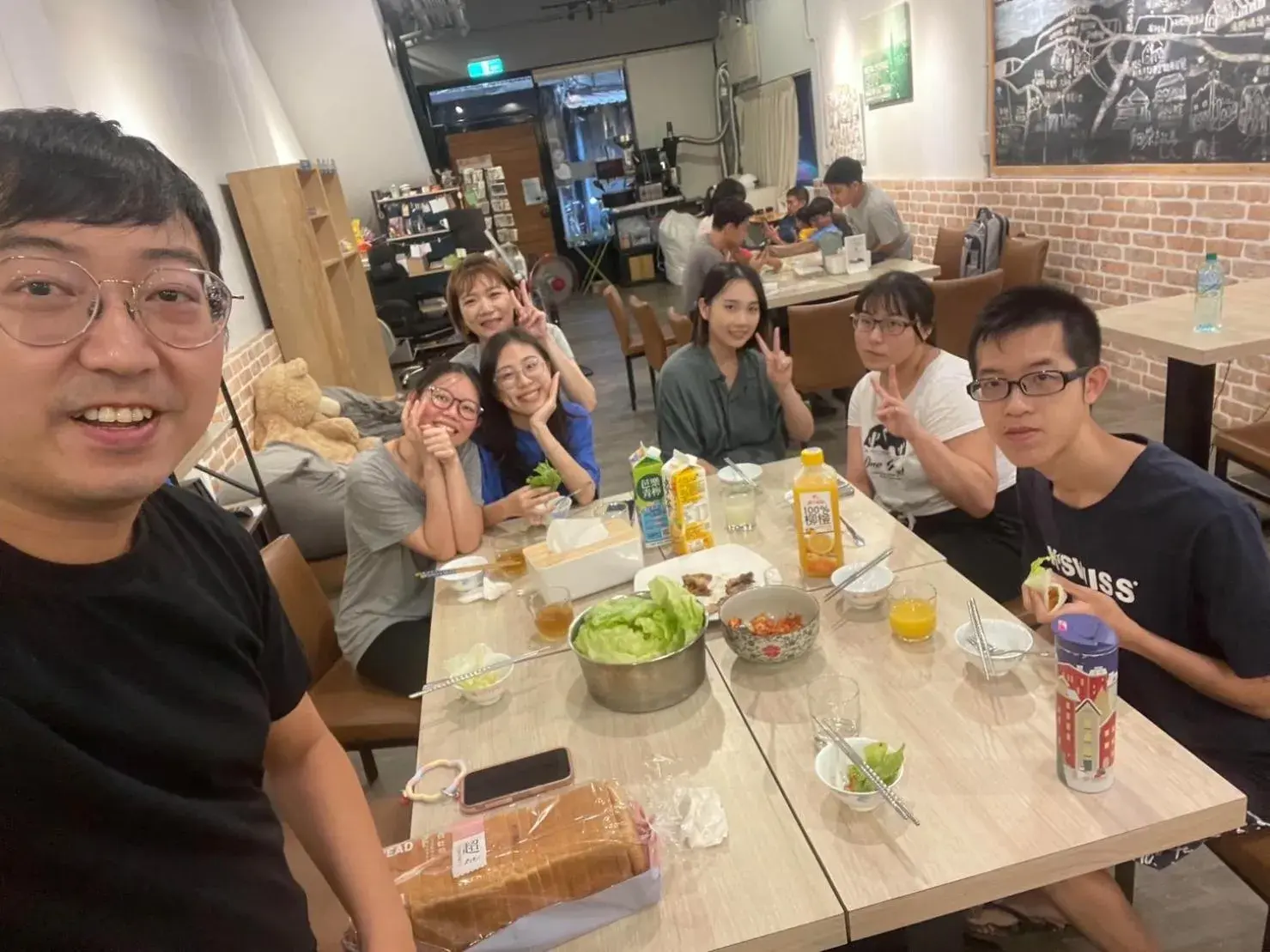 Restaurant/places to eat in 淡水民宿-台北Yes Hotel Restaurant/places to eat in 淡水民宿-台北Yes Hotel