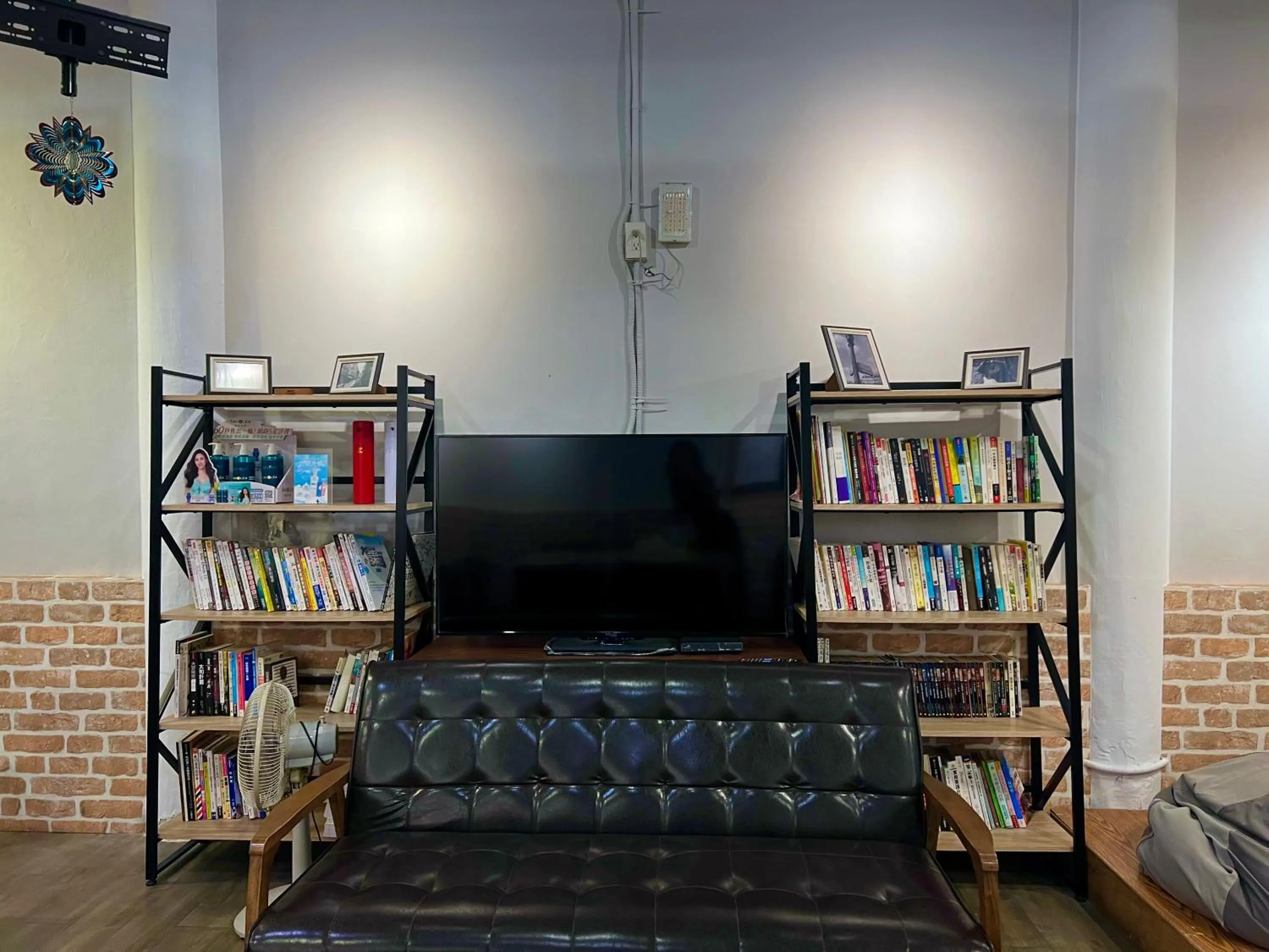 Communal lounge/ TV room in 淡水民宿-台北Yes Hotel