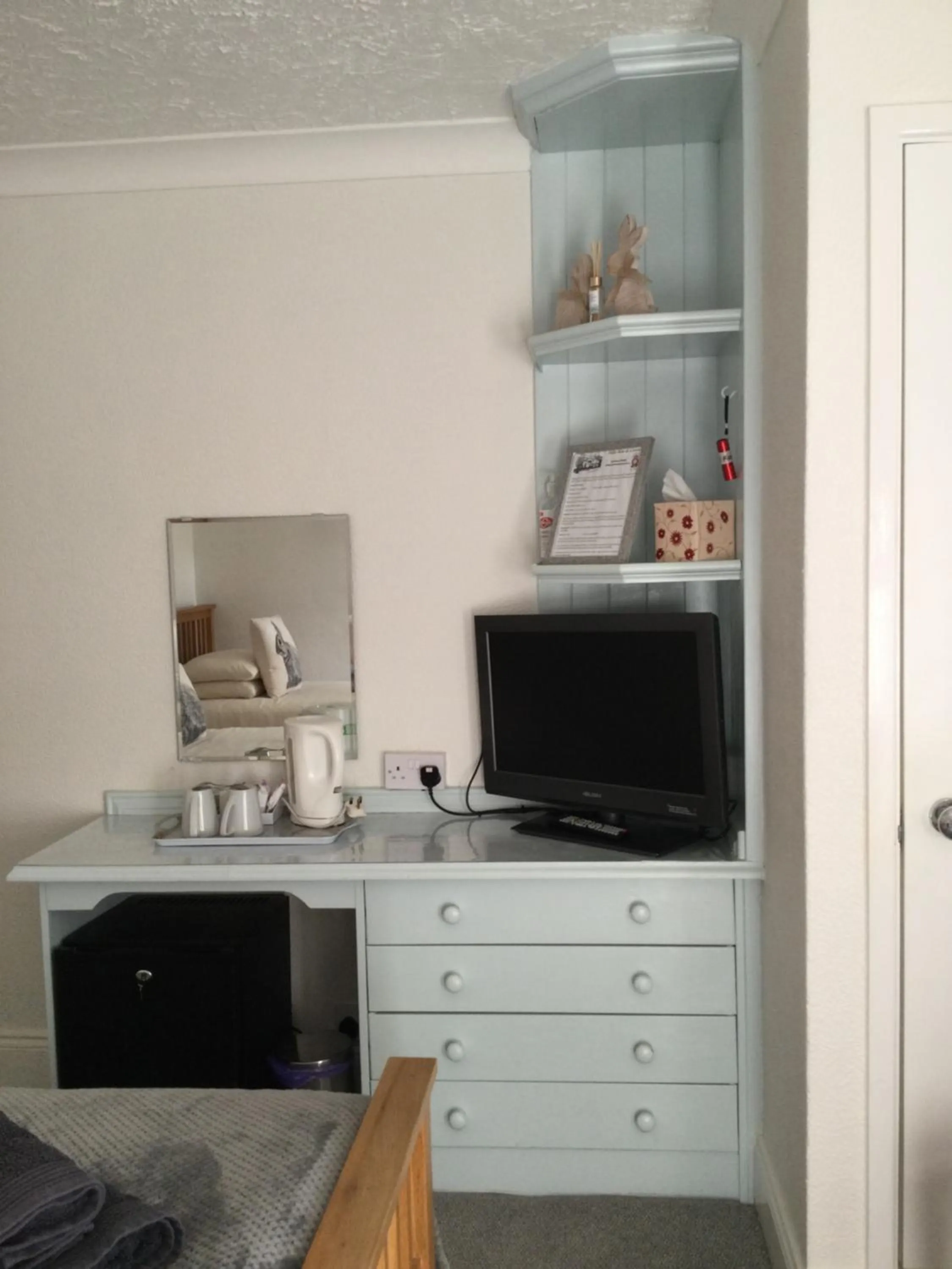 Coffee/tea facilities in Rose & Crown