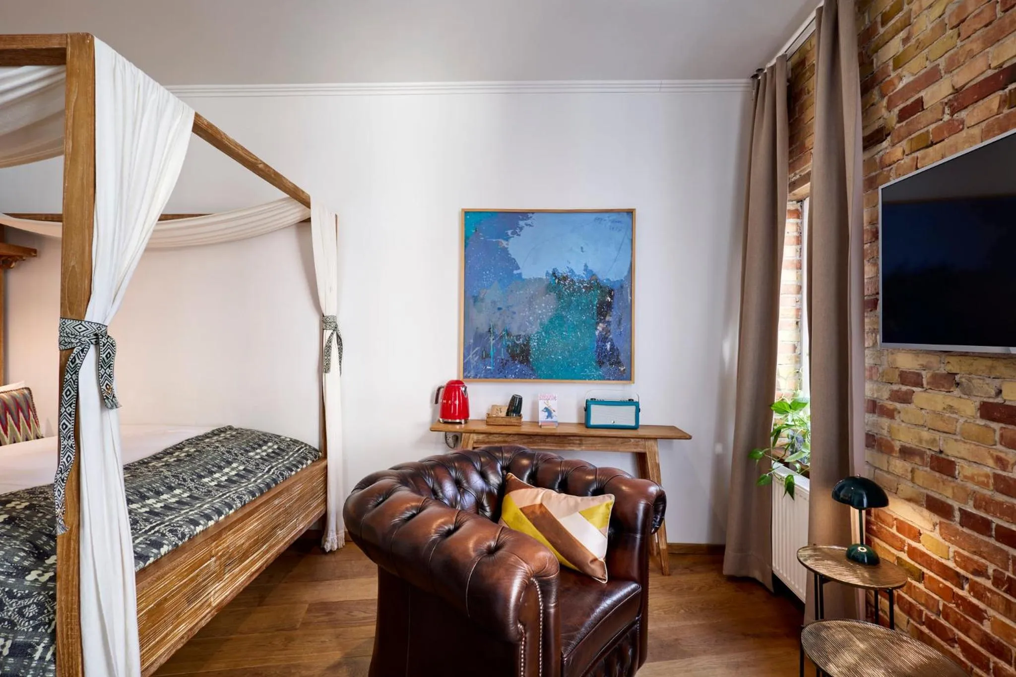 Bedroom, Bed in Axel Guldsmeden