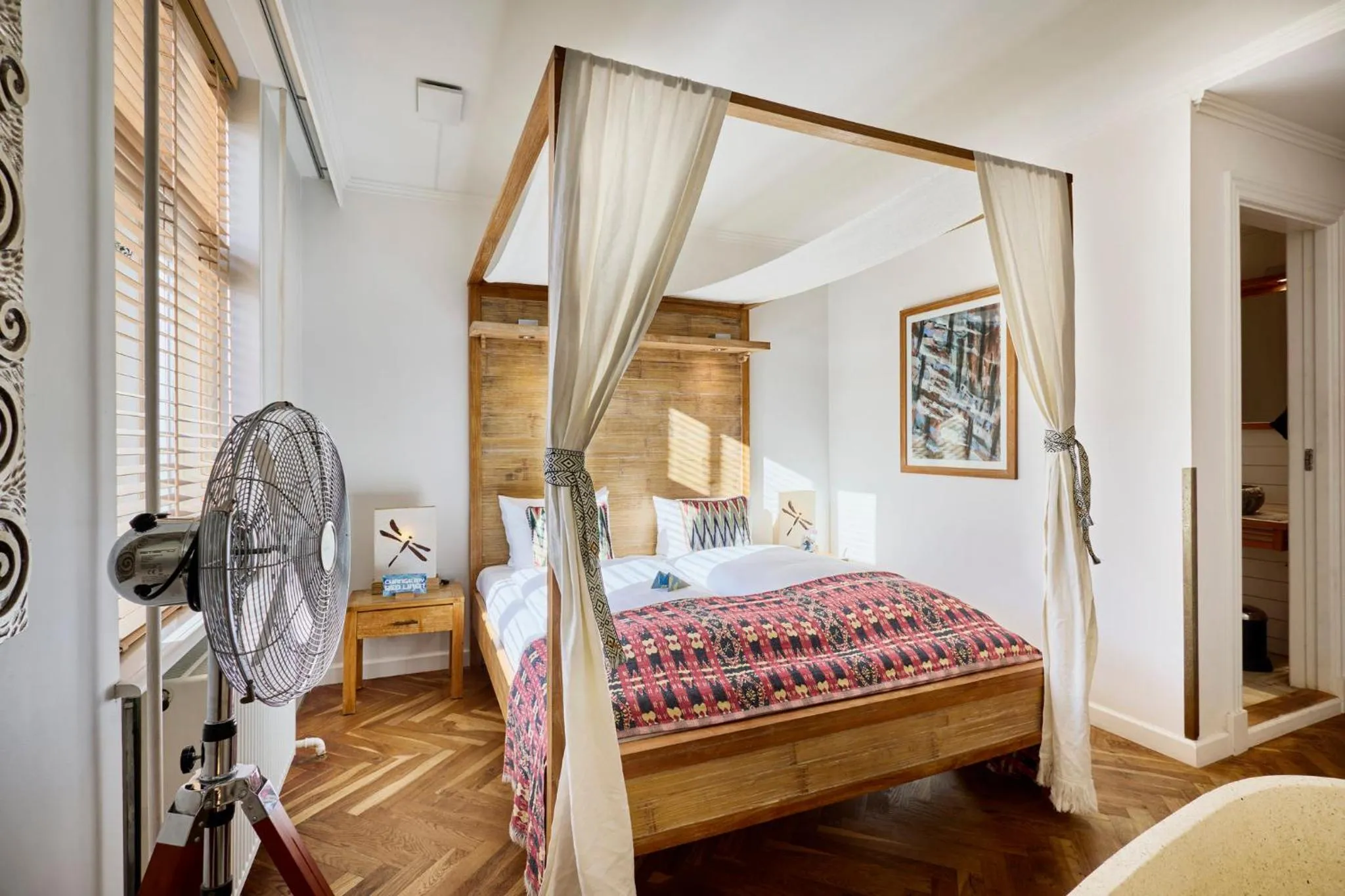 Bedroom, Bed in Axel Guldsmeden