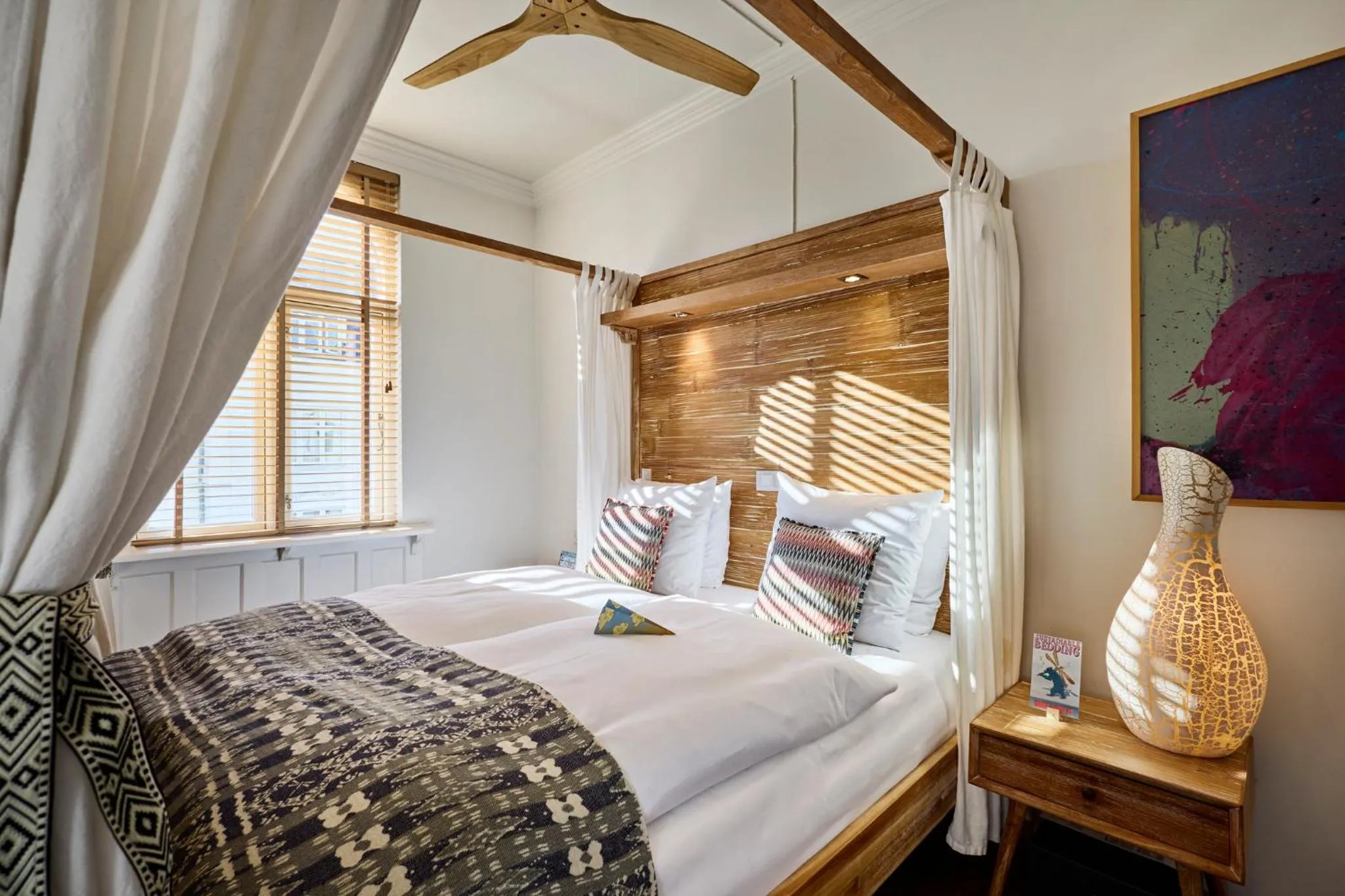 Bedroom, Bed in Axel Guldsmeden