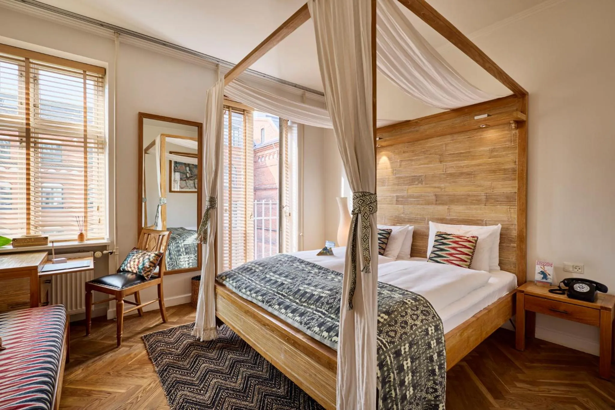 Bedroom, Bed in Axel Guldsmeden