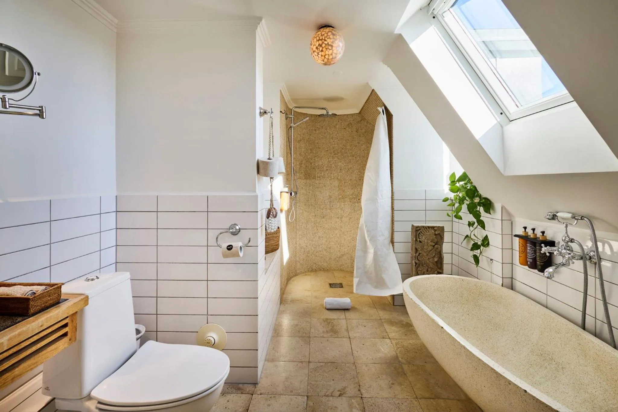 Bathroom in Axel Guldsmeden