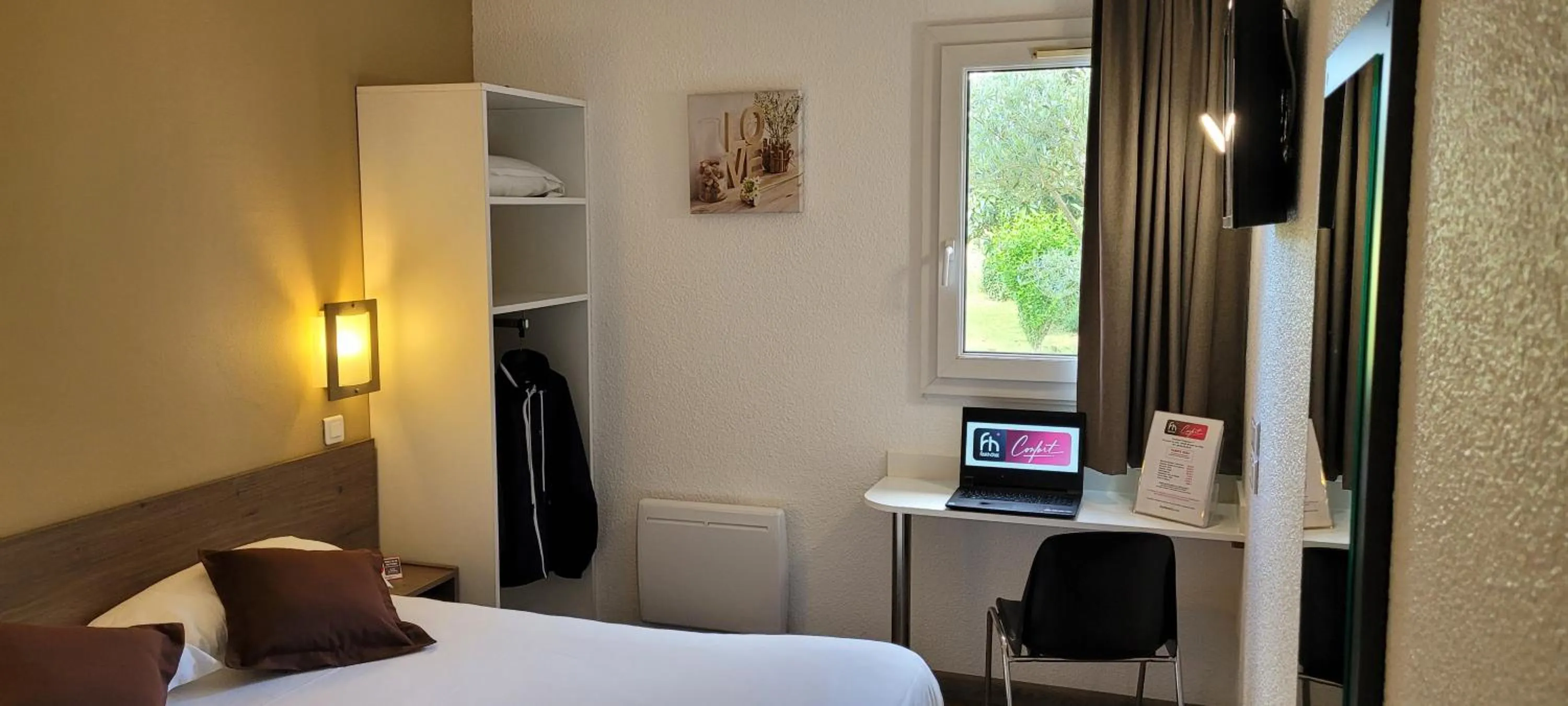 Bedroom, Bed in Fasthôtel Périgueux - Un Hôtel FH Confort