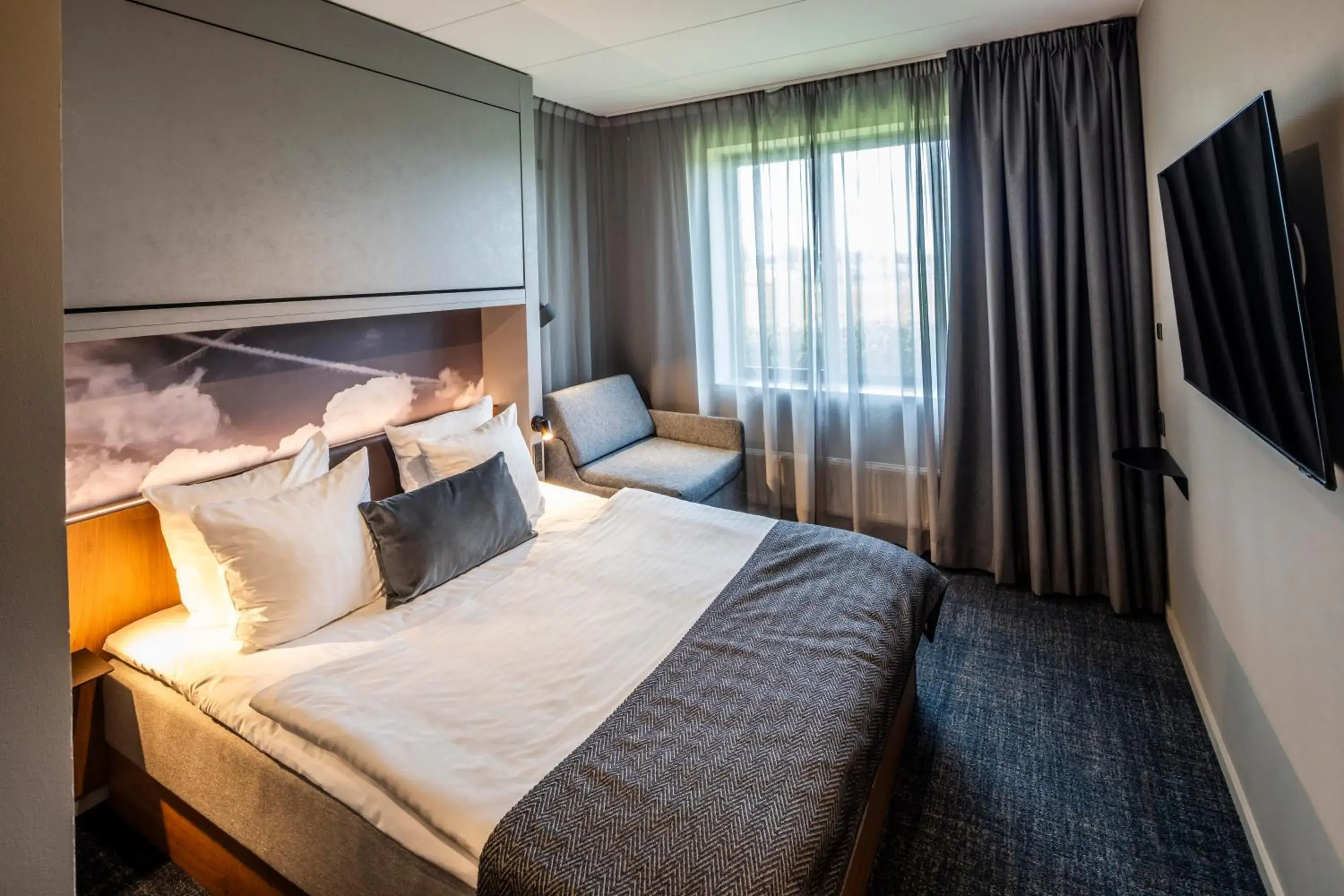 TV and multimedia, Bed in Airport Hotel, Billund TV and multimedia, Bed in Airport Hotel, Billund