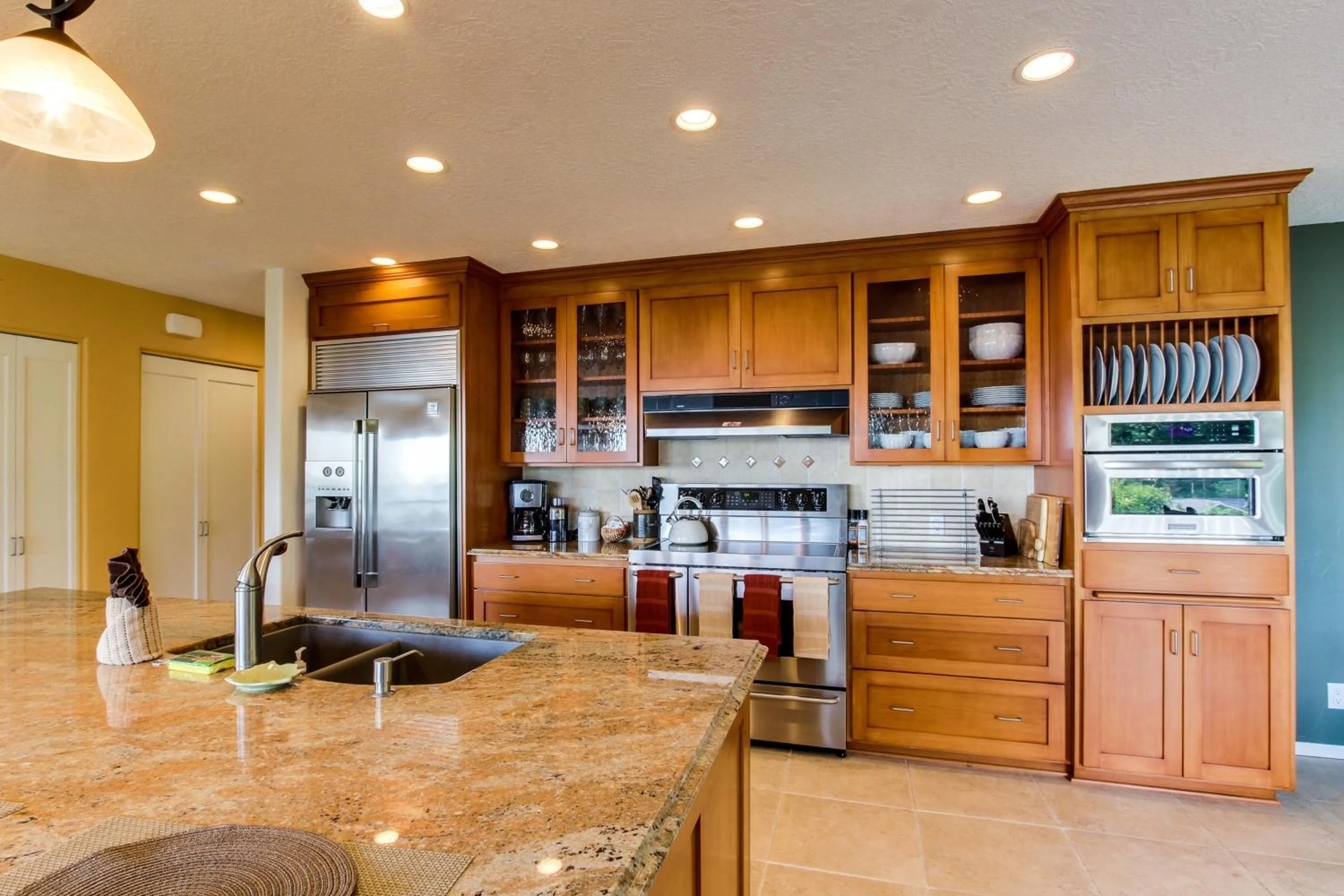 Hidden Luxury Beachfront Estate