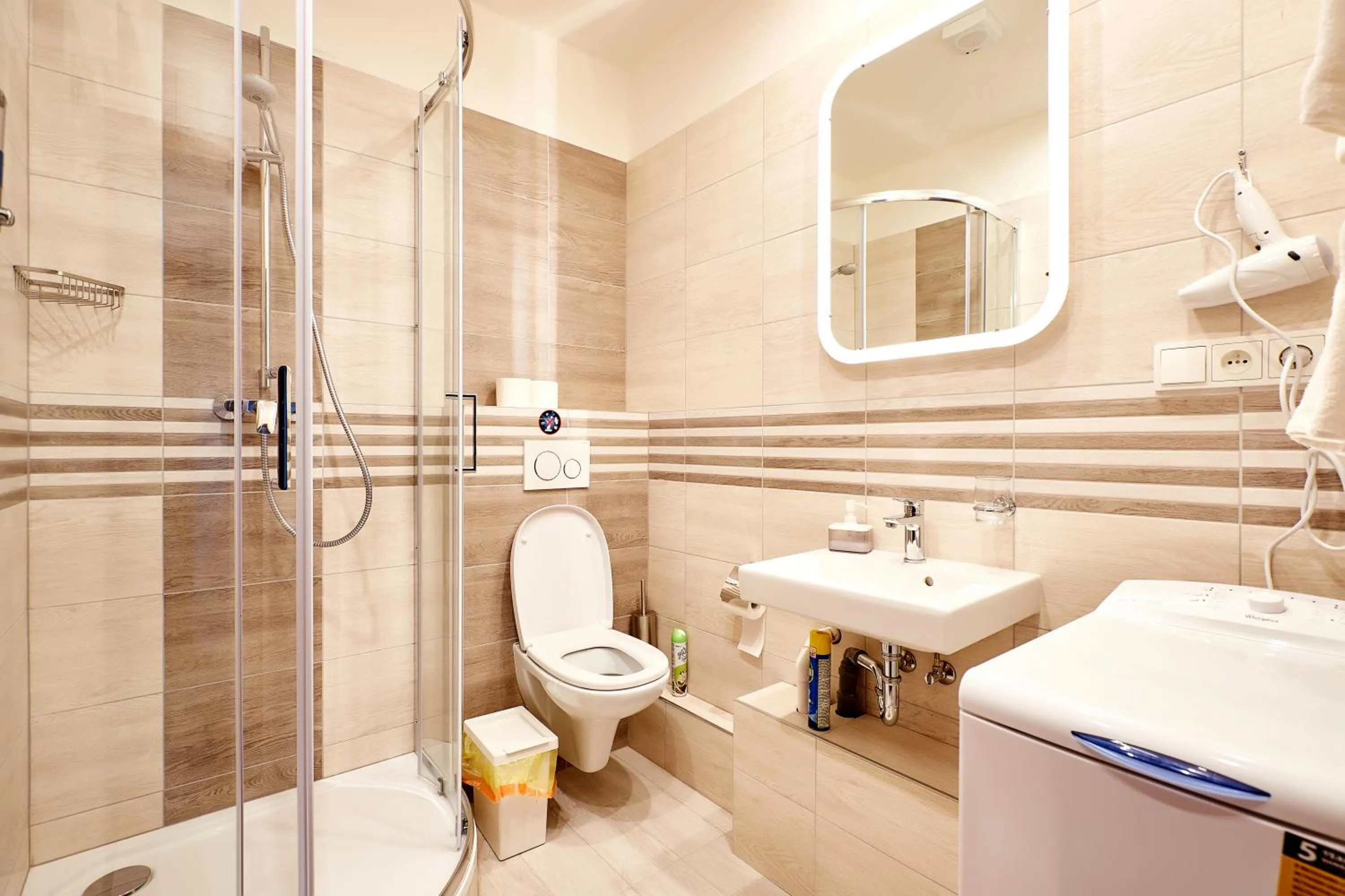 Shower in Residence Vaclavska