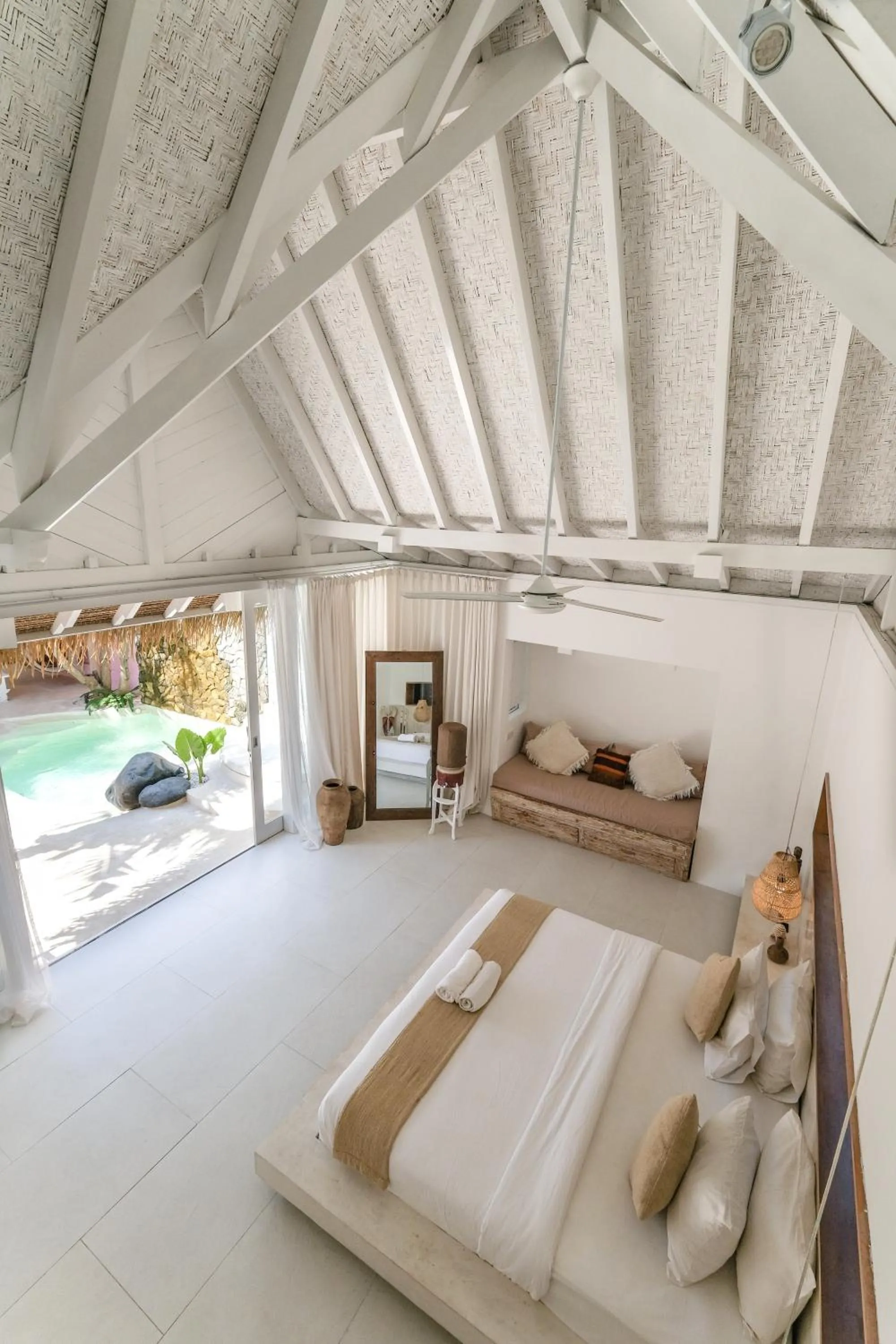 Bedroom, Bed in Mahi Mahi Villa & Suites