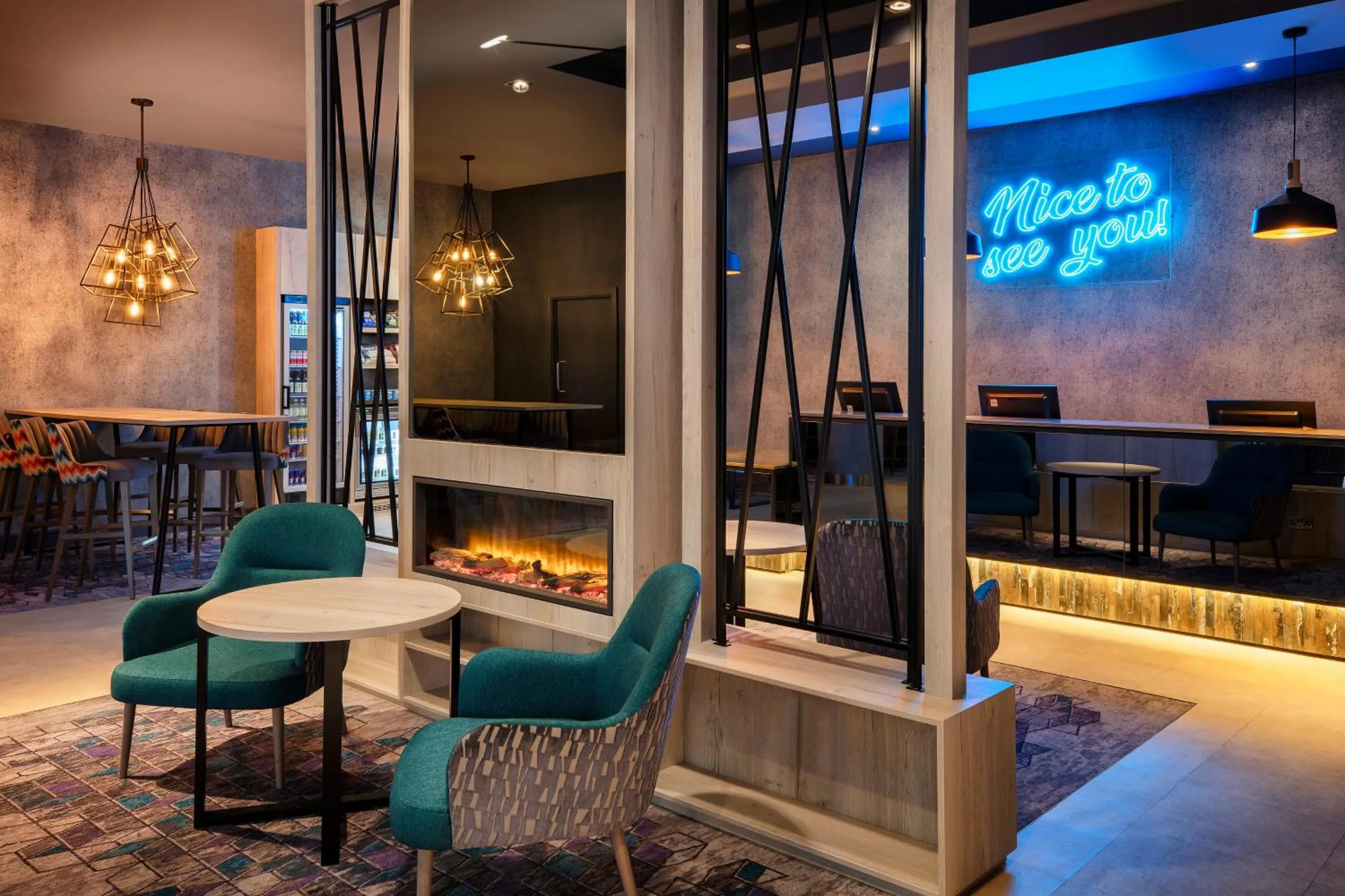 Lobby or reception in Leonardo Hotel London Croydon