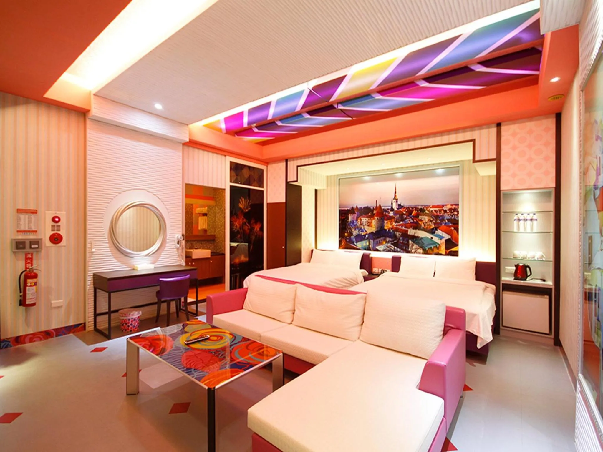 Bedroom, Bed in Chihpan City