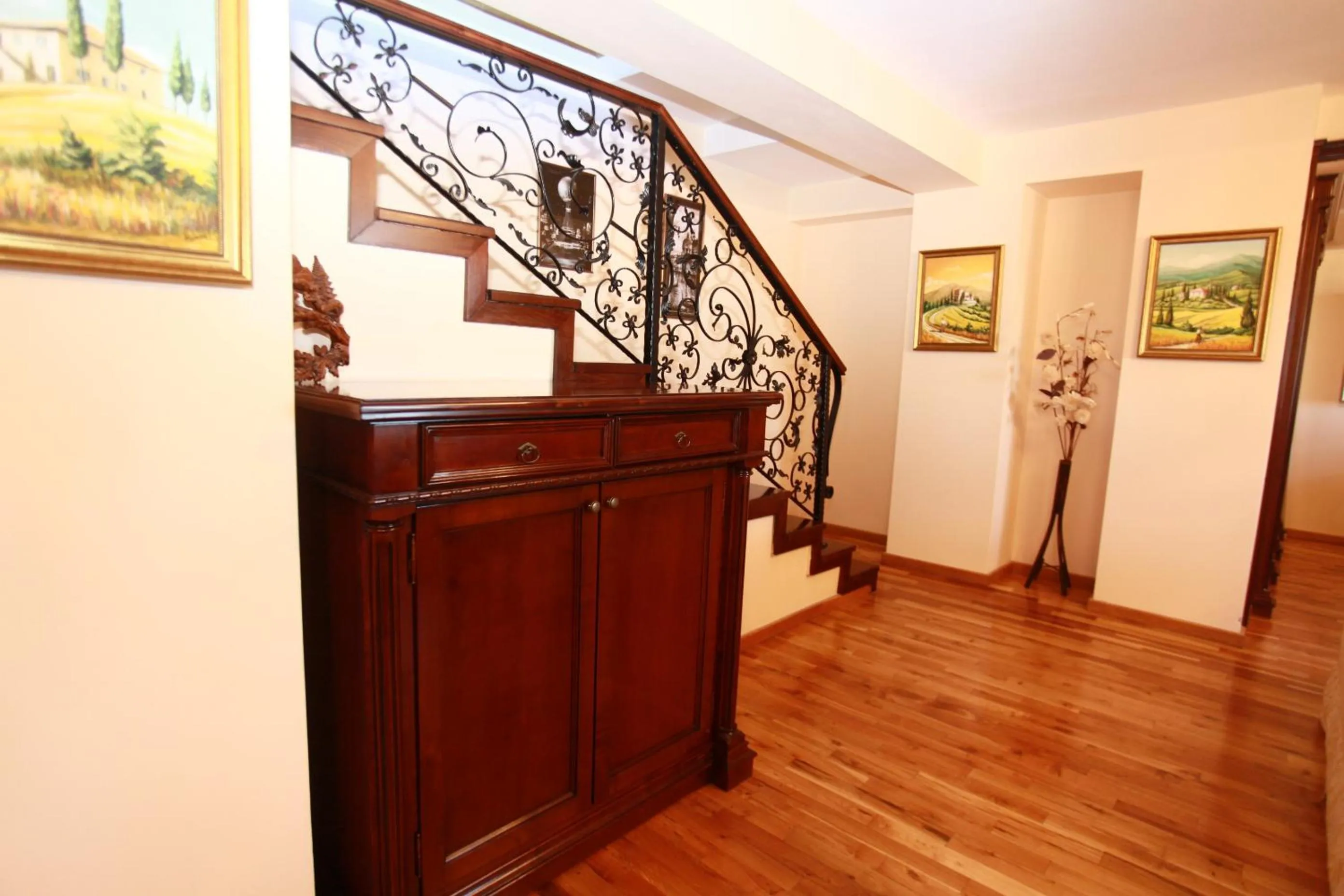 Living room in Penthouse Renașterii Amazonia