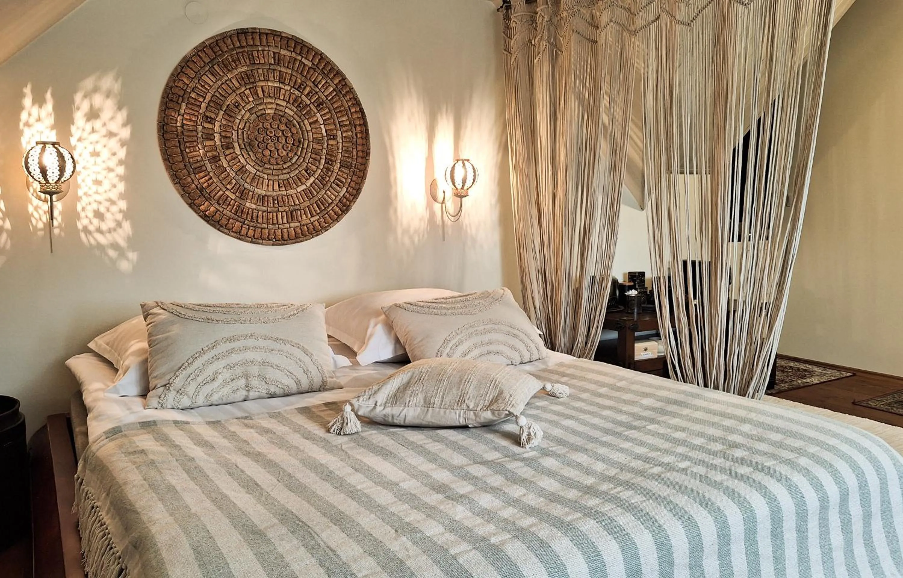 Junior Suite in Vinoteegi Residents