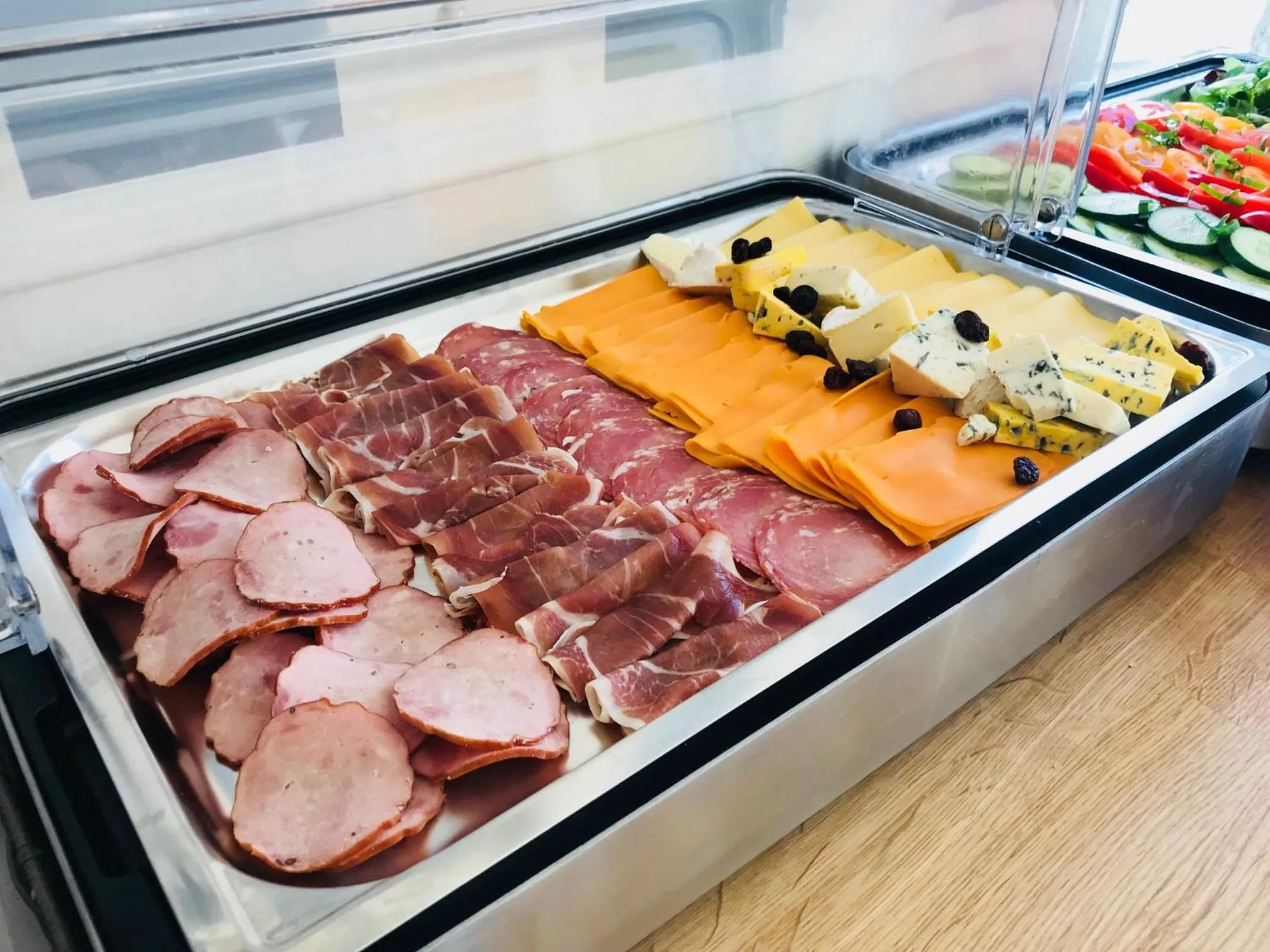 Buffet breakfast in Willa Legenda Hotel Adults Only