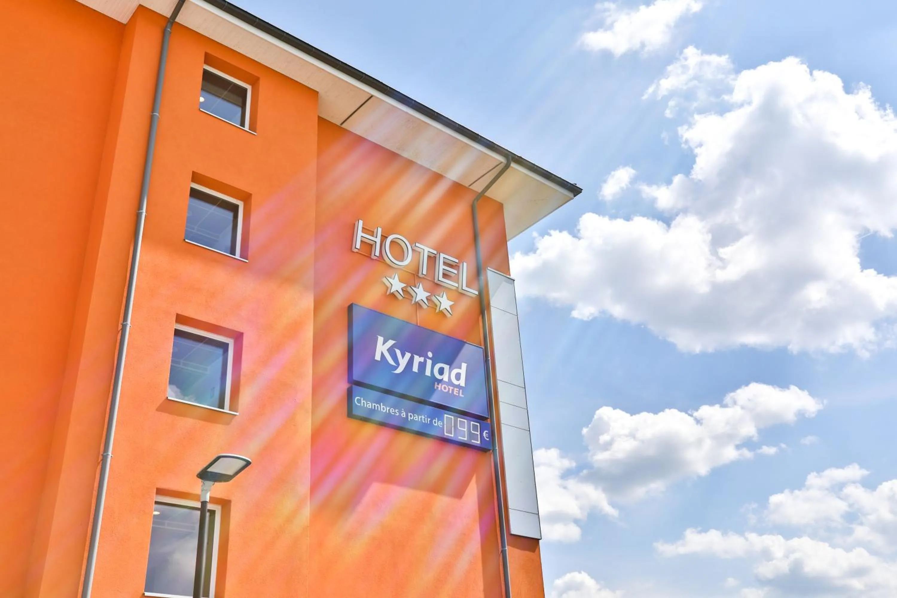 Property building in Kyriad Pontarlier