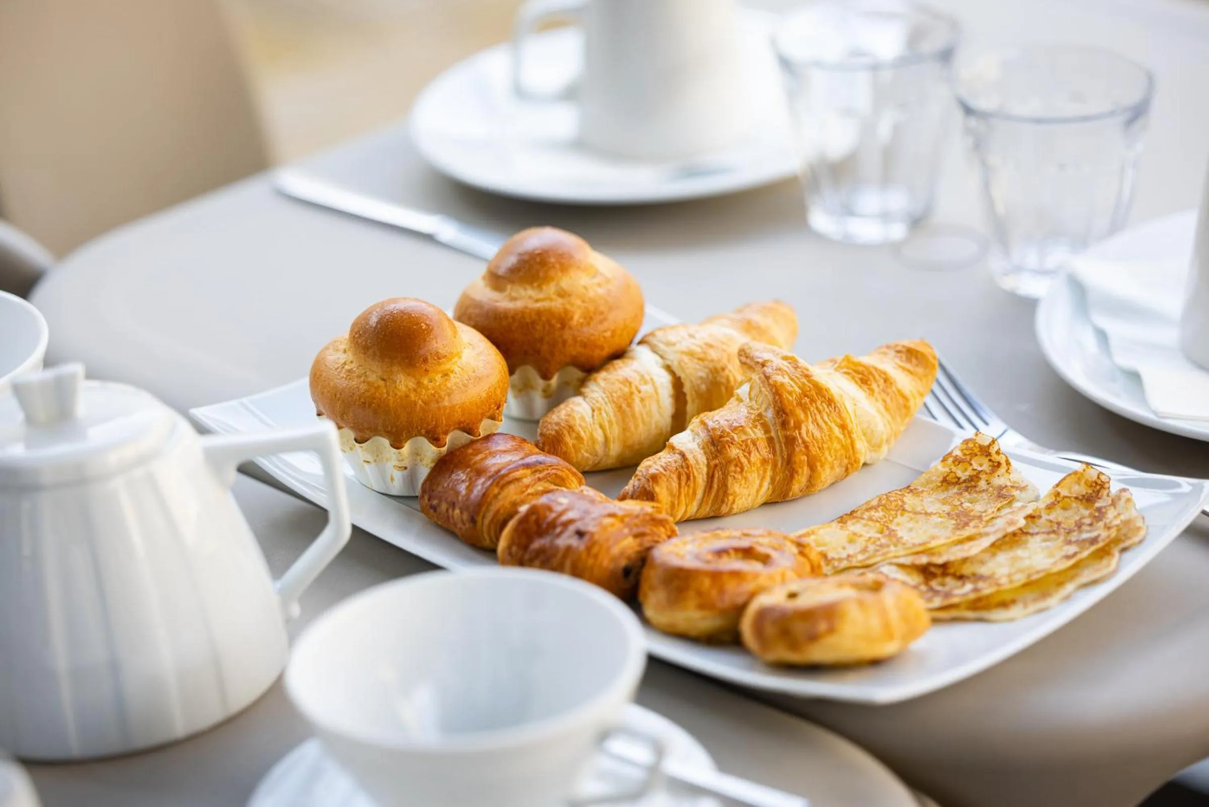 Food and drinks in Campanile Limoges Centre - Gare