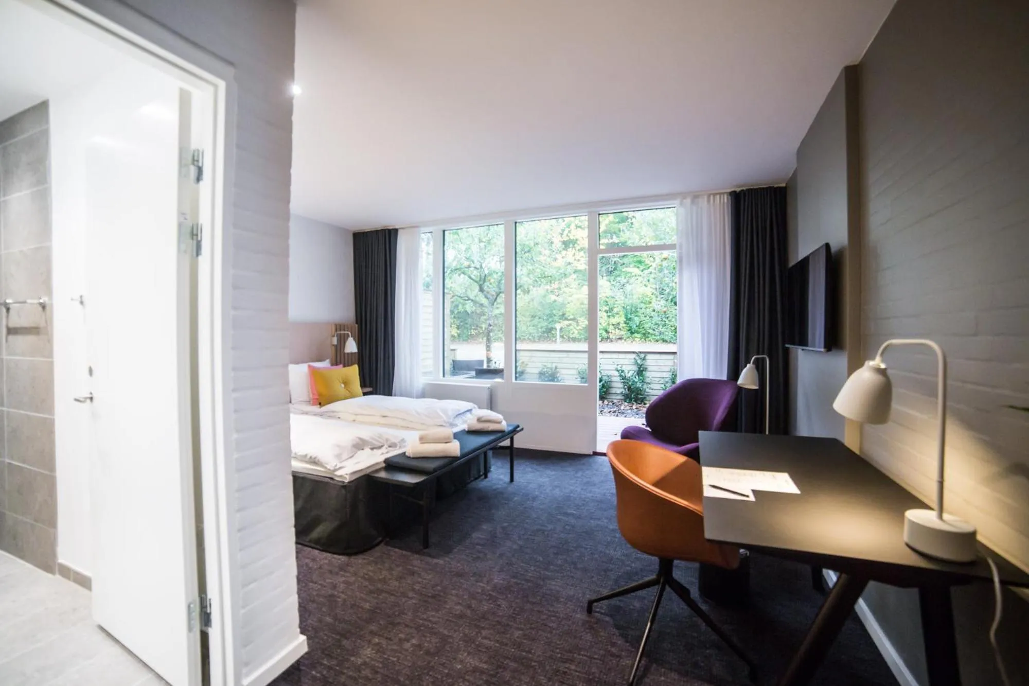 Bedroom, Bed in Comwell Holte