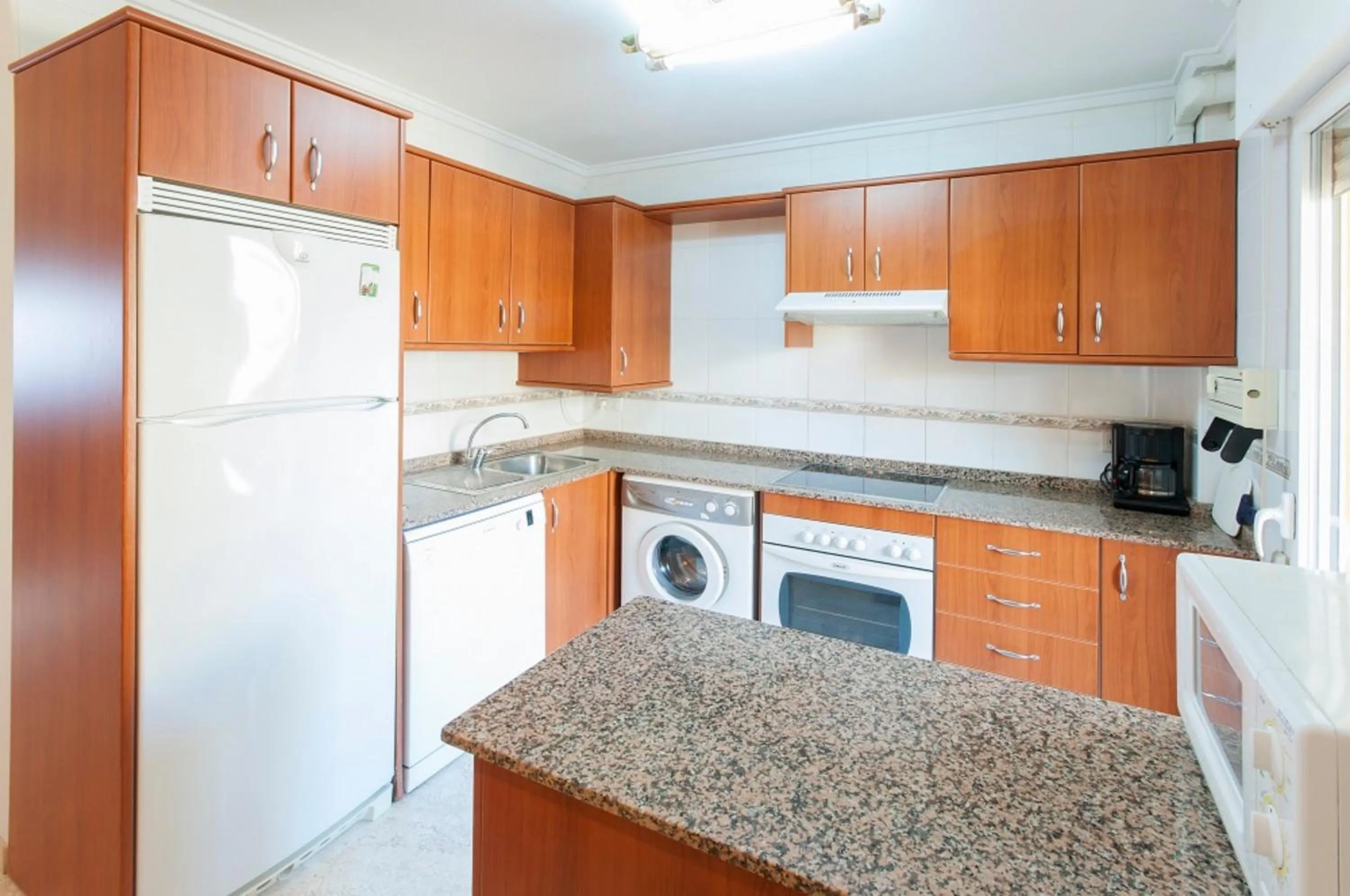 Kitchen or kitchenette in Cascades