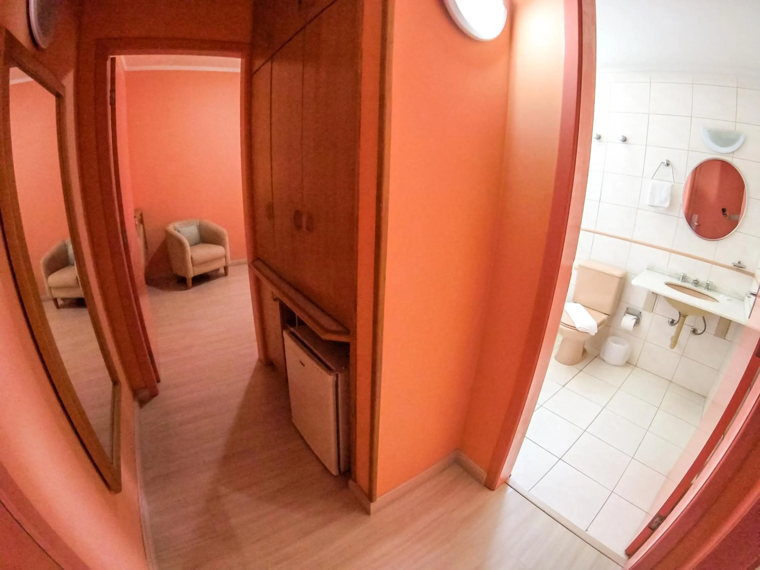 Photo of the whole room in Milão Hotel