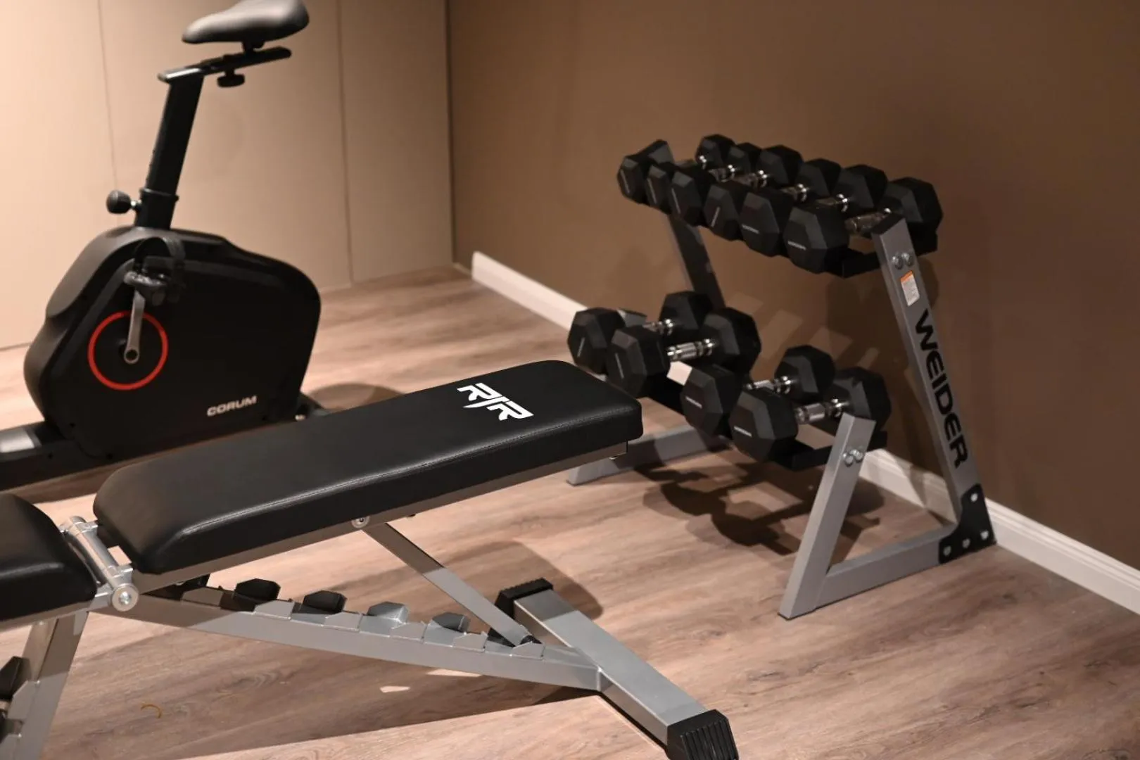 Fitness centre/facilities in Hotel Local 101