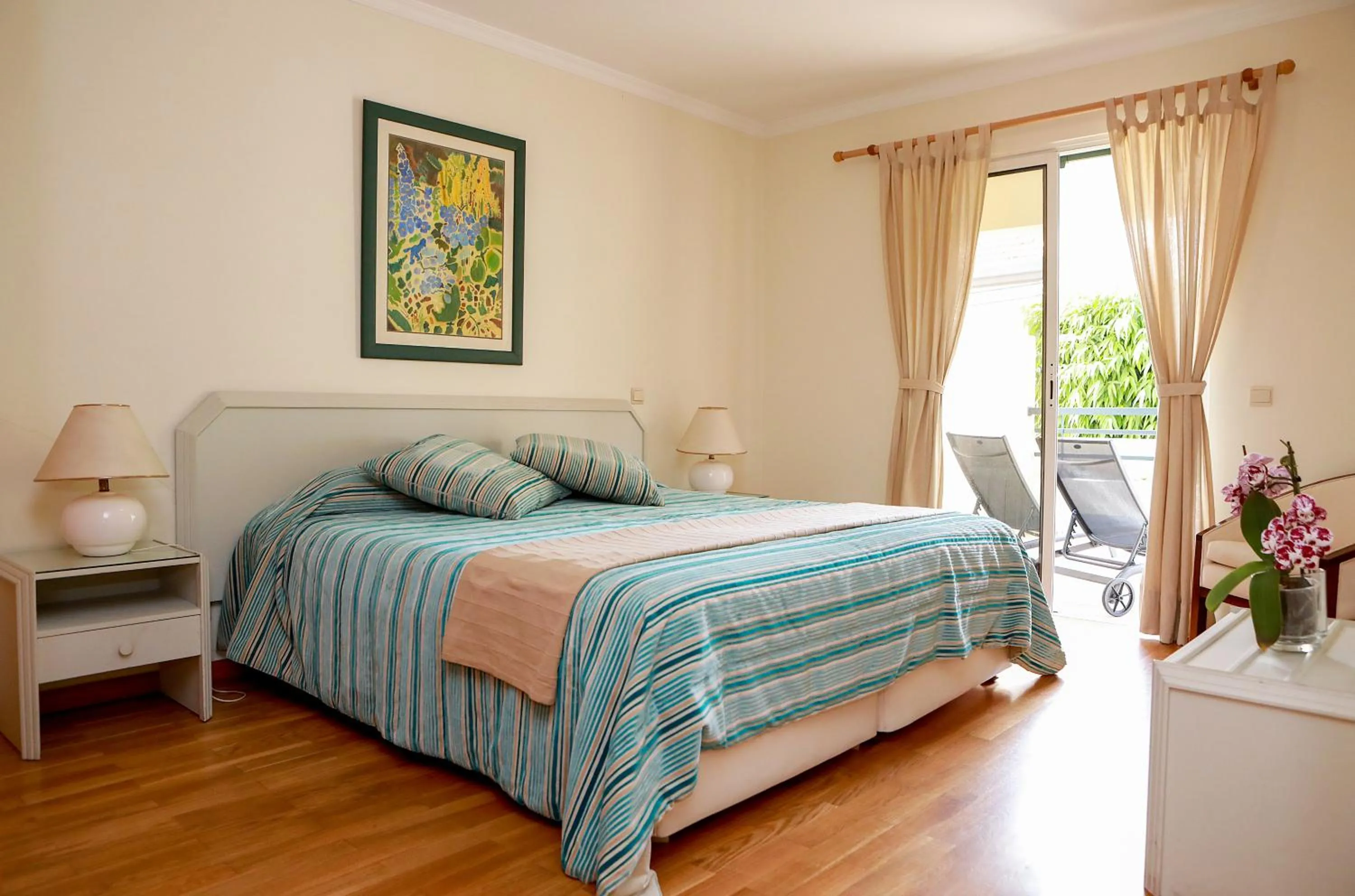 Bathroom, Bed in Apartamento Infante