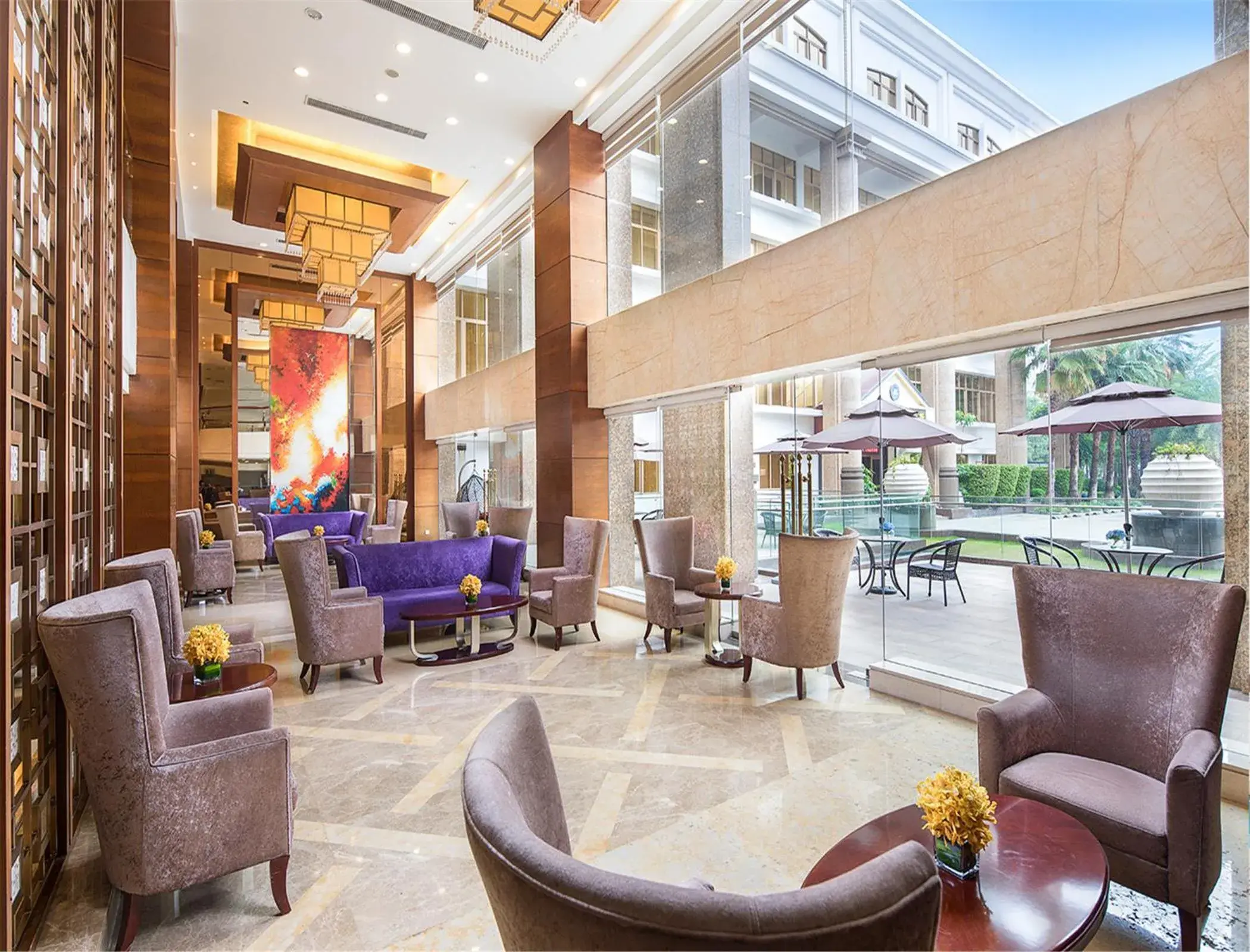 Lounge or bar, Lobby/Reception in Ramada Shenzhen Baoan